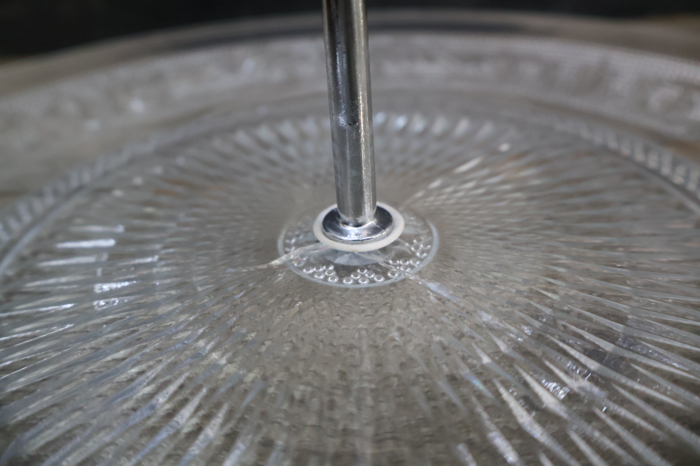3-laags glas etagère – foto 6 – kavel bij GSD Auctions, Zoeterwoude