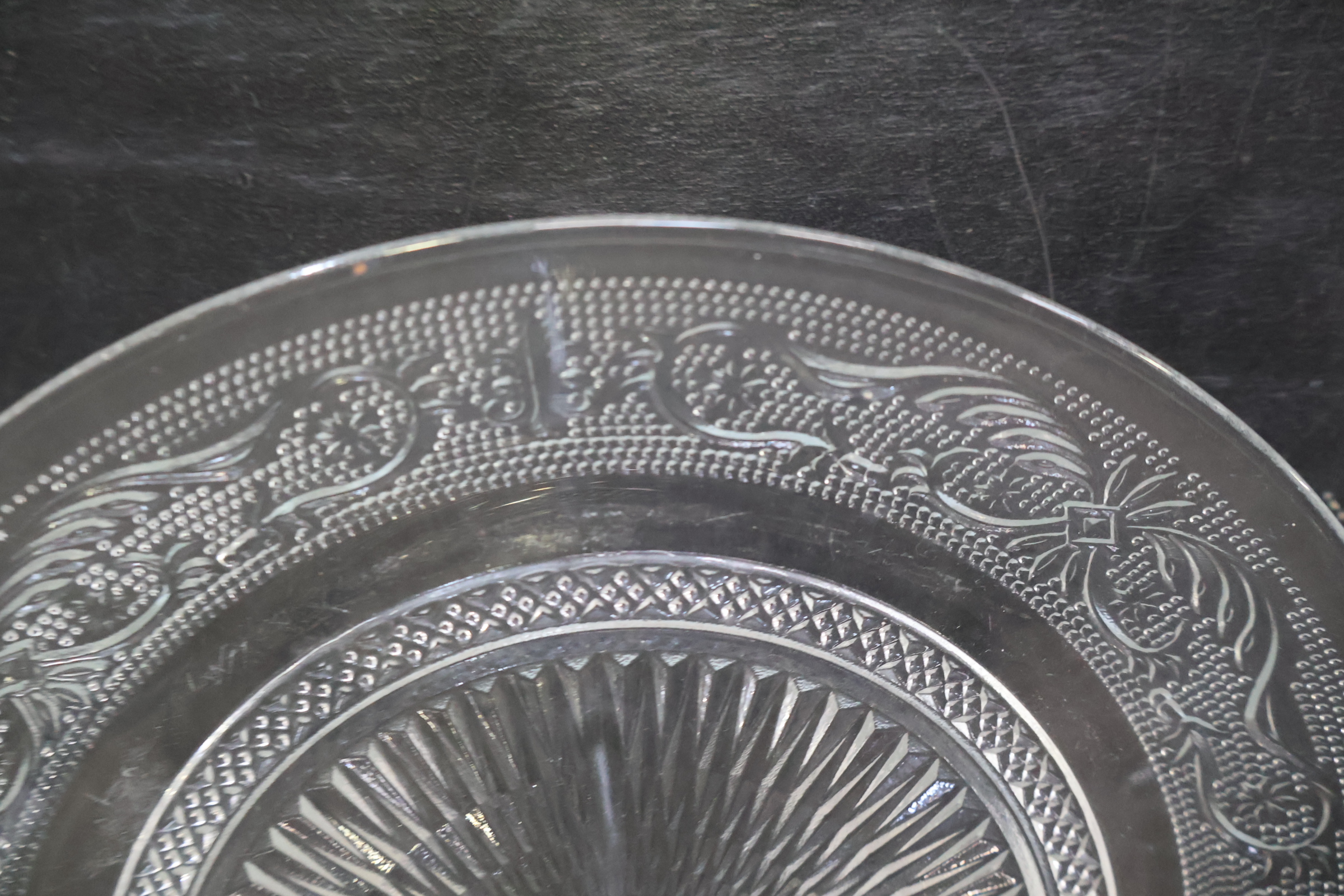 3-laags glas etagère – foto 13 – kavel bij GSD Auctions, Zoeterwoude