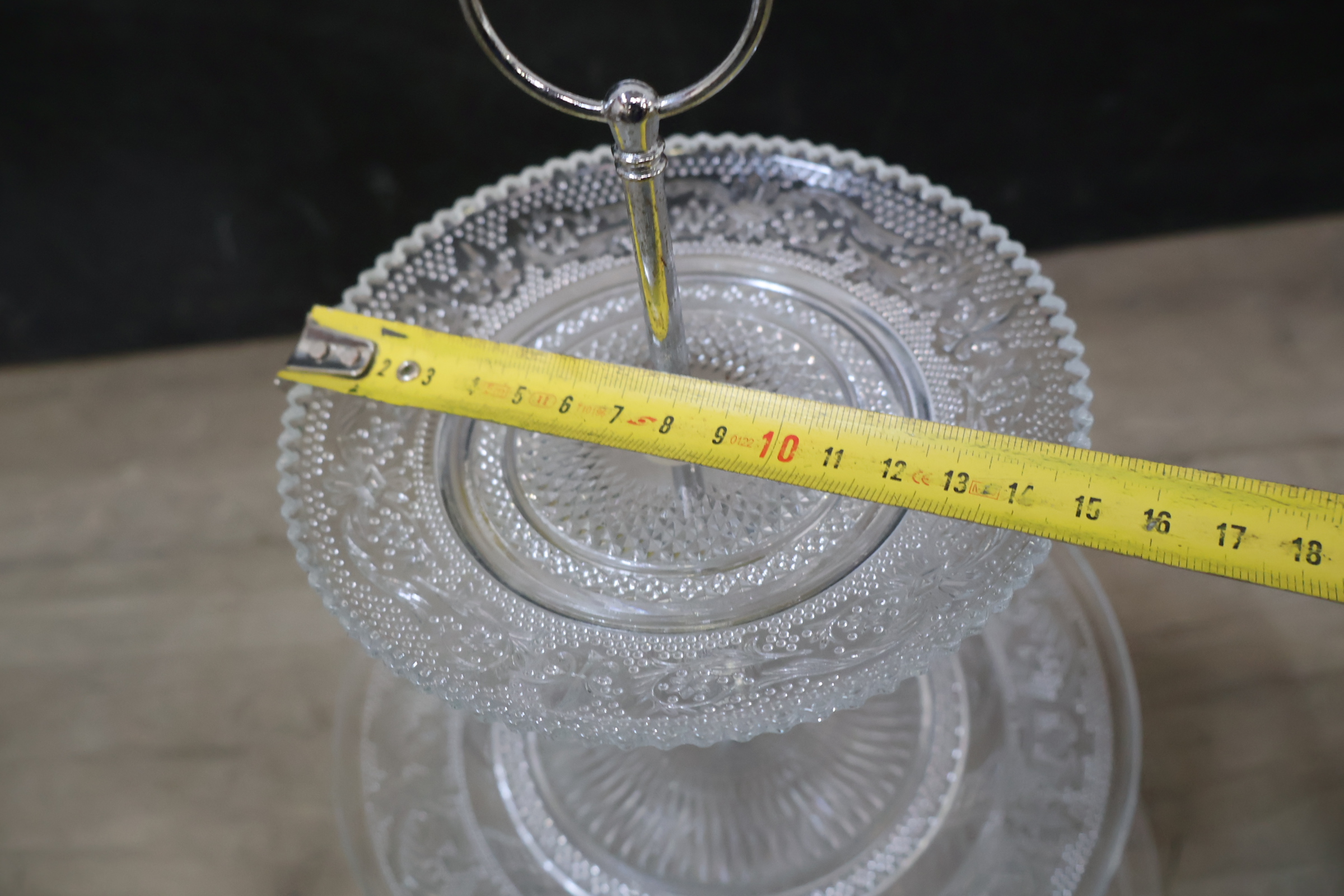 3-laags glas etagère – foto 18 – kavel bij GSD Auctions, Zoeterwoude