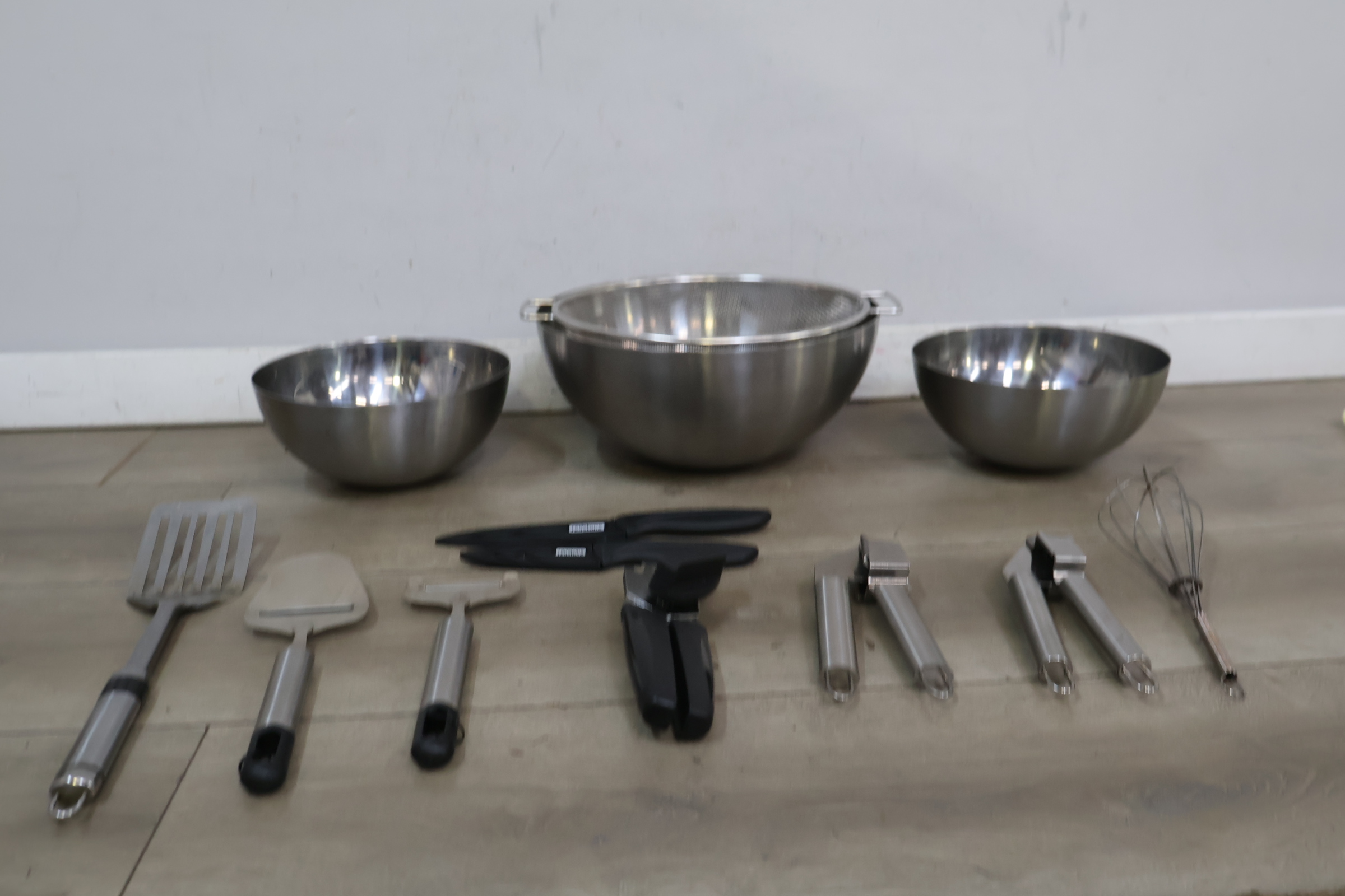 assortiment RVS keukengereedschap – foto 4 – kavel bij GSD Auctions, Zoeterwoude