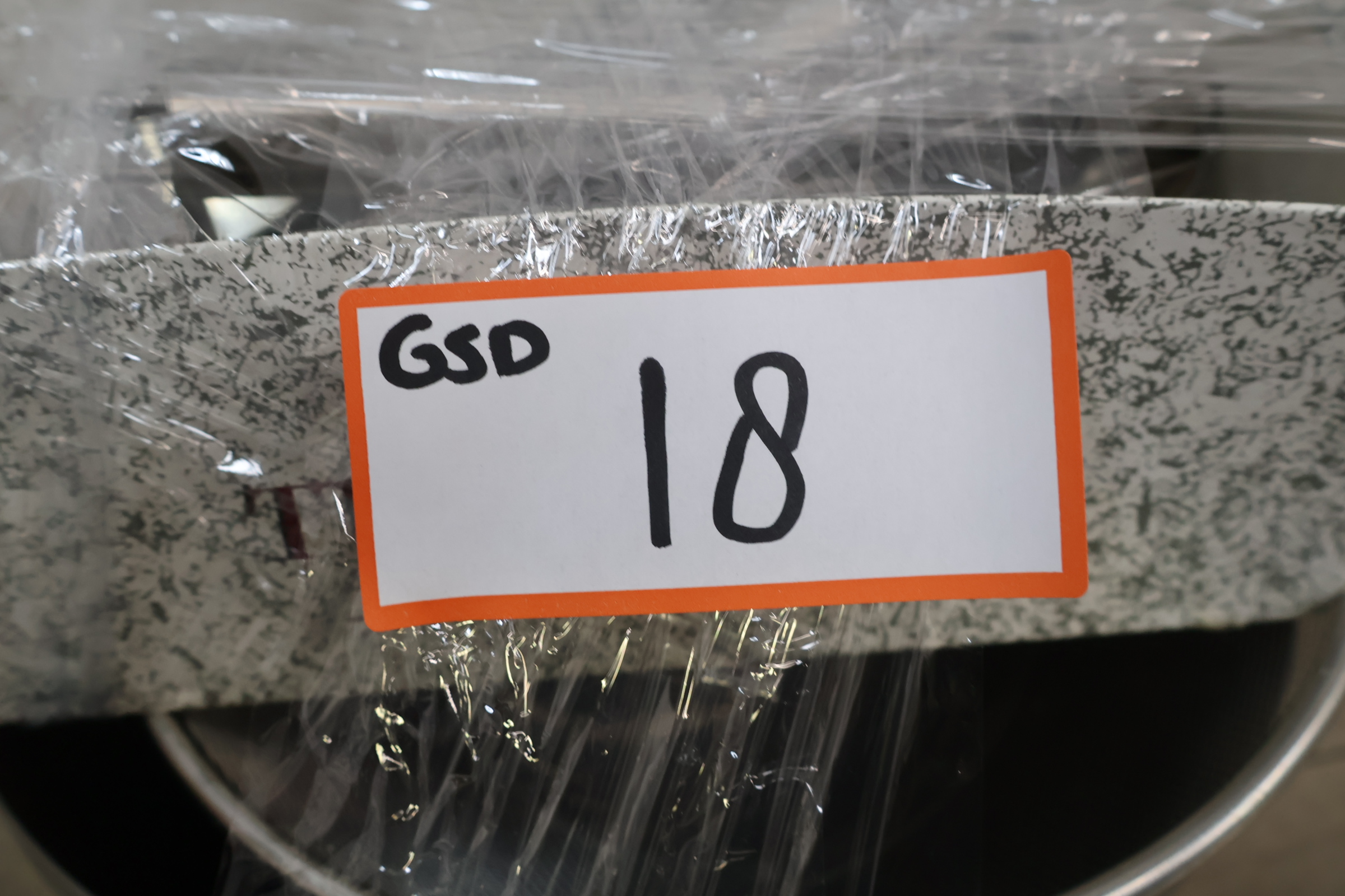 assortiment RVS keukengereedschap – foto 18 – kavel bij GSD Auctions, Zoeterwoude