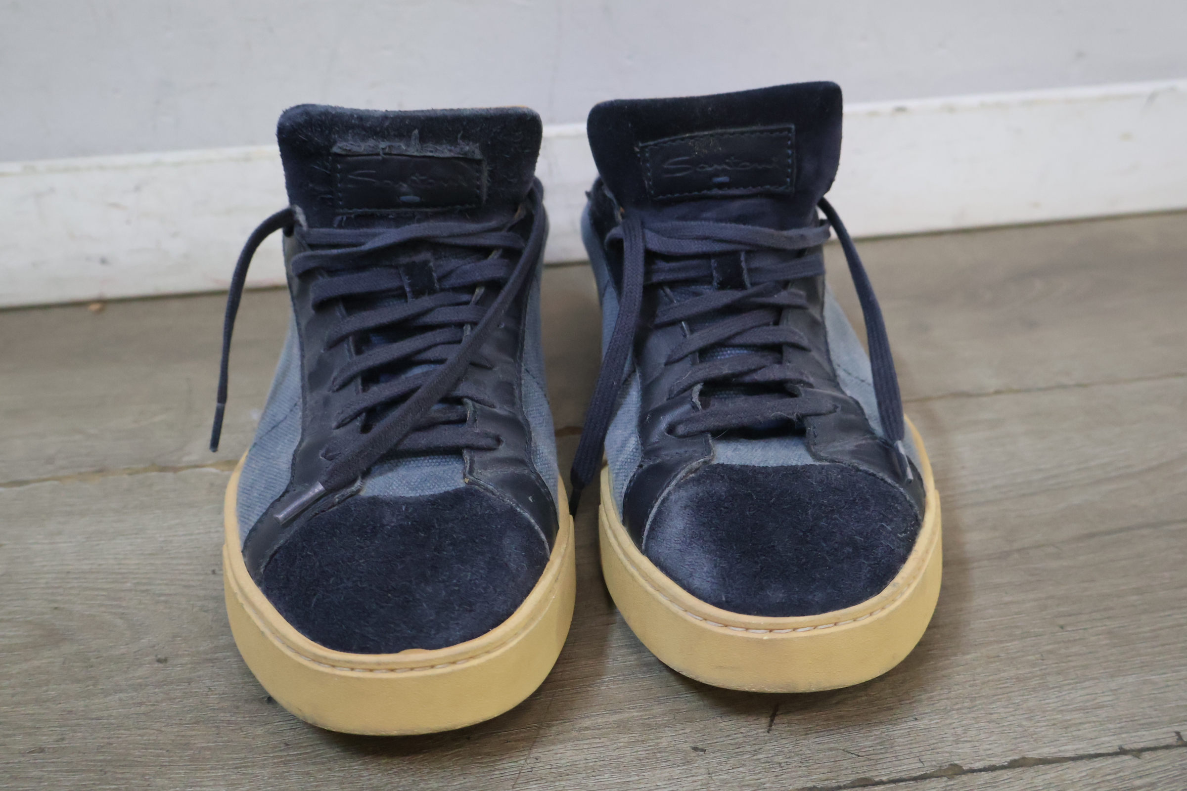 Santani sneakers - Maat 9,5 – foto 3 – kavel bij GSD Auctions, Zoeterwoude
