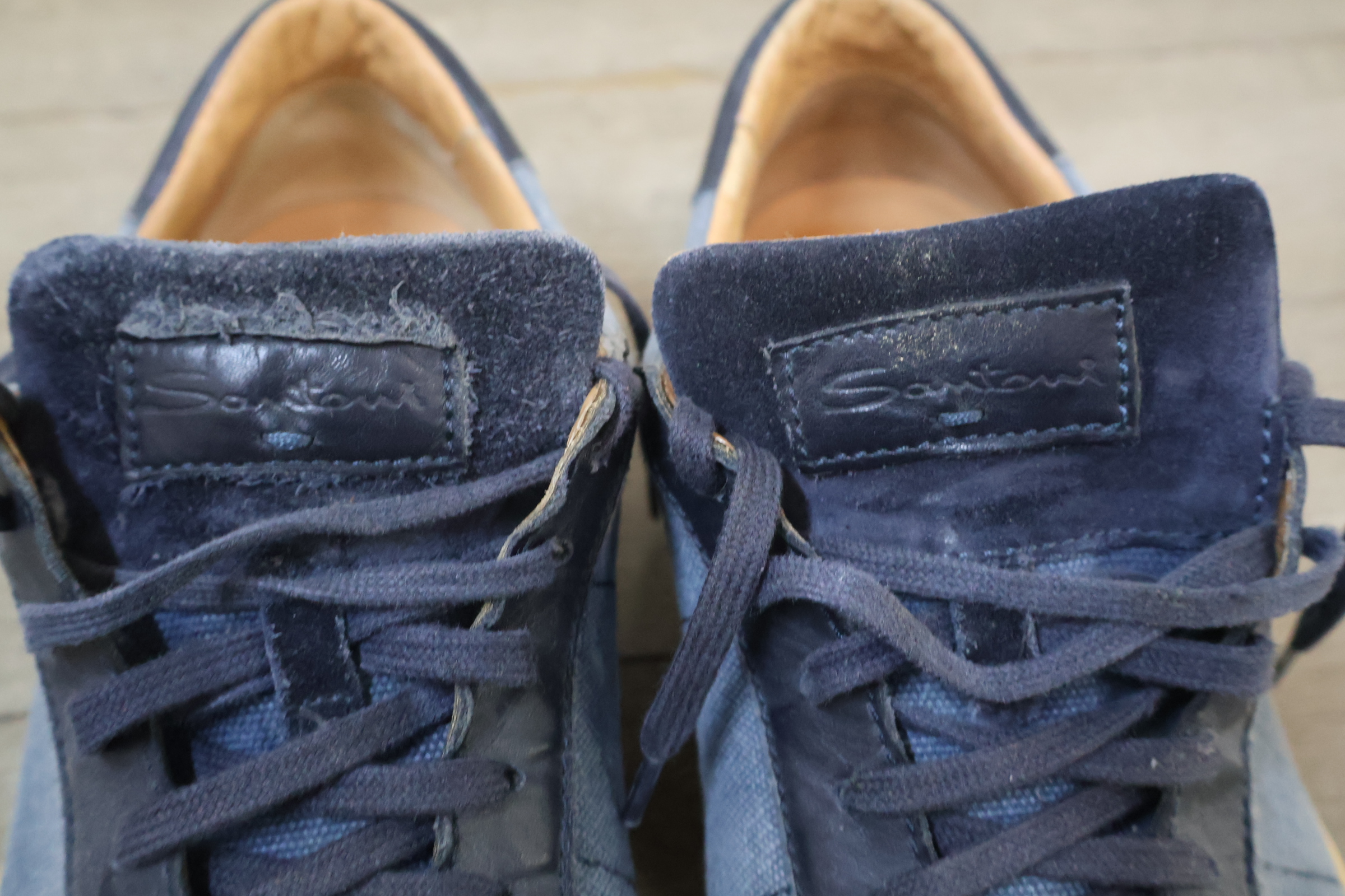Santani sneakers - Maat 9,5 – foto 10 – kavel bij GSD Auctions, Zoeterwoude