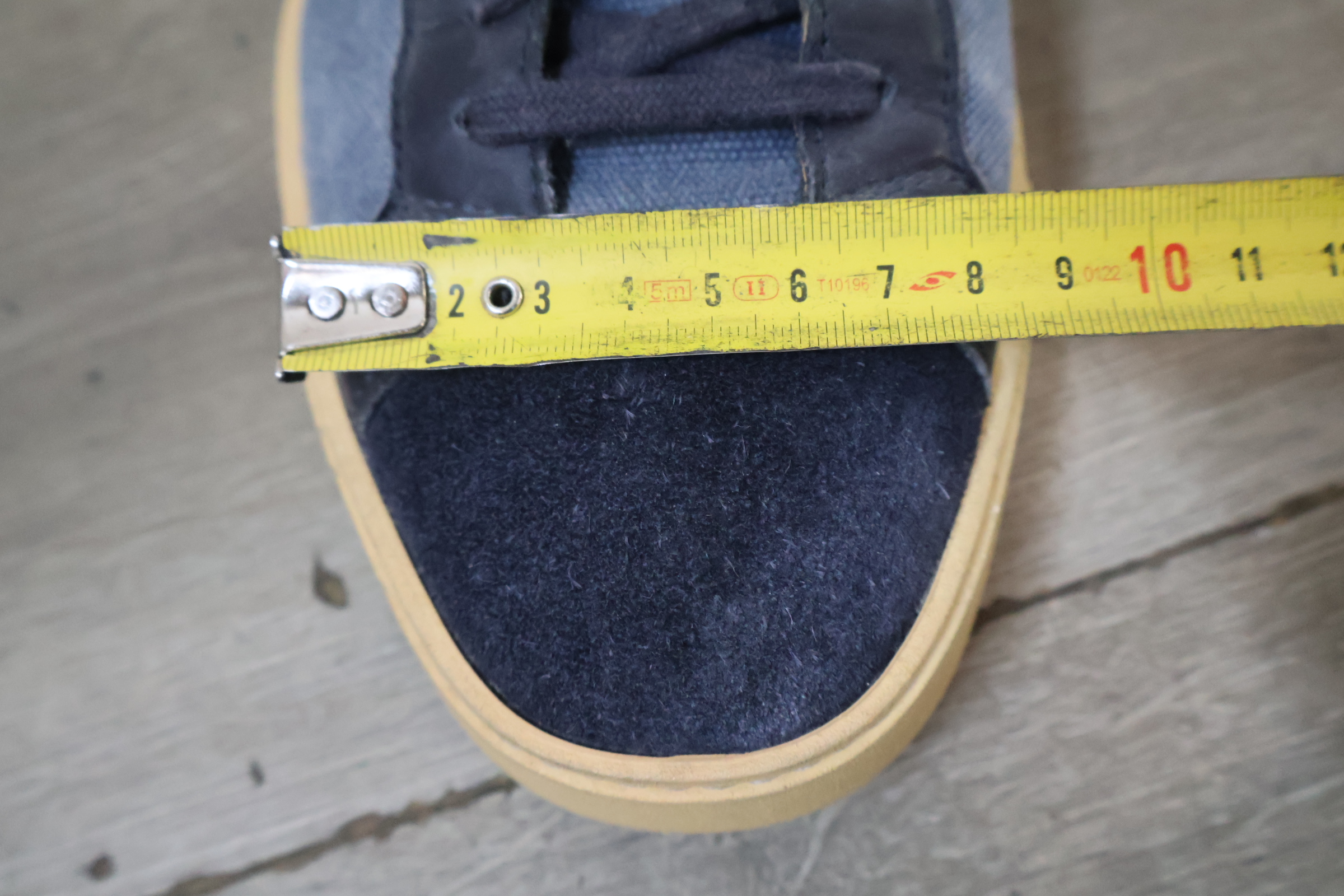 Santani sneakers - Maat 9,5 – foto 15 – kavel bij GSD Auctions, Zoeterwoude