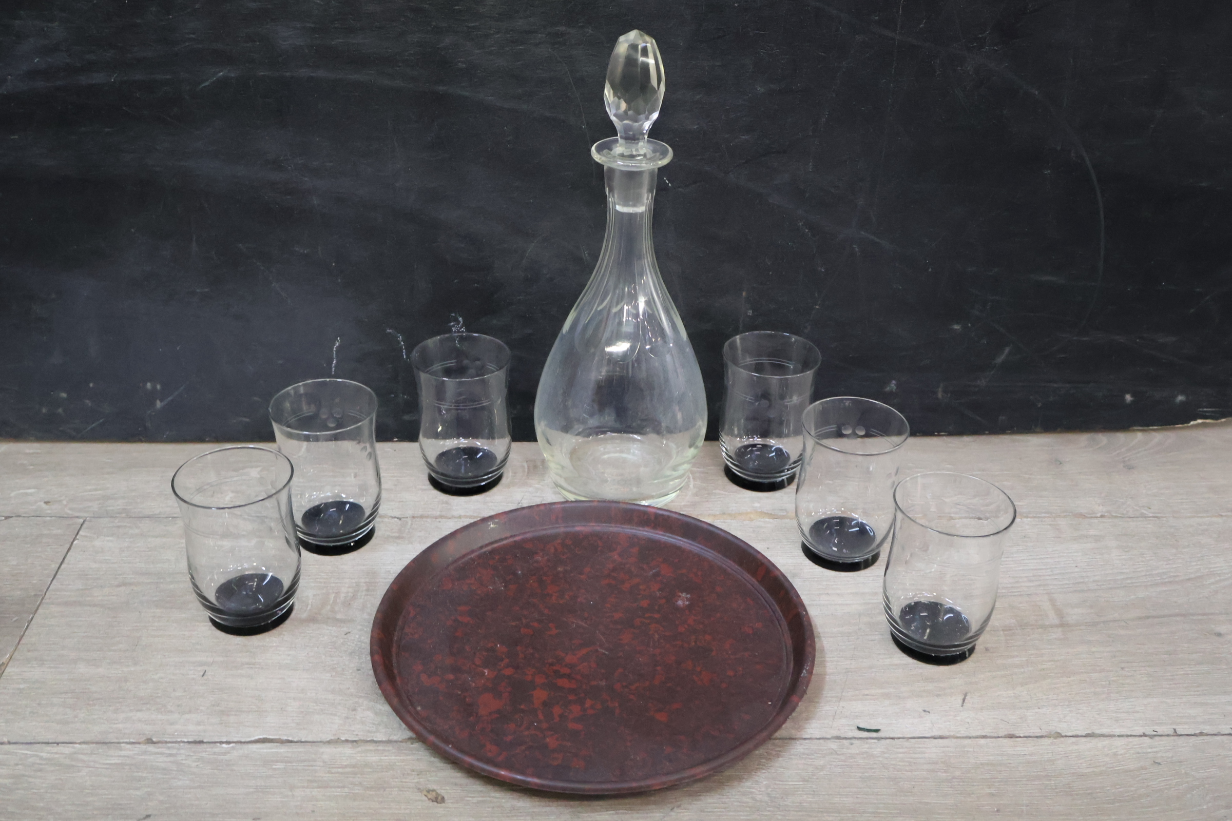 Karaf met zes glazen op dienblad – foto 4 – kavel bij GSD Auctions, Zoeterwoude
