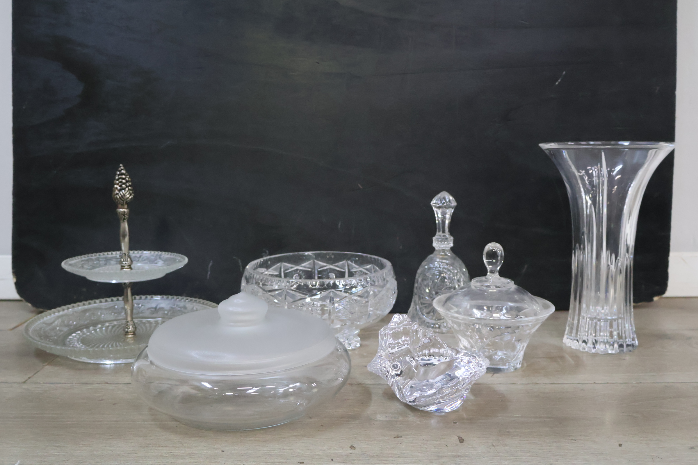 Set diverse Kristallen Vazen en Schalen – foto 5 – kavel bij GSD Auctions, Zoeterwoude