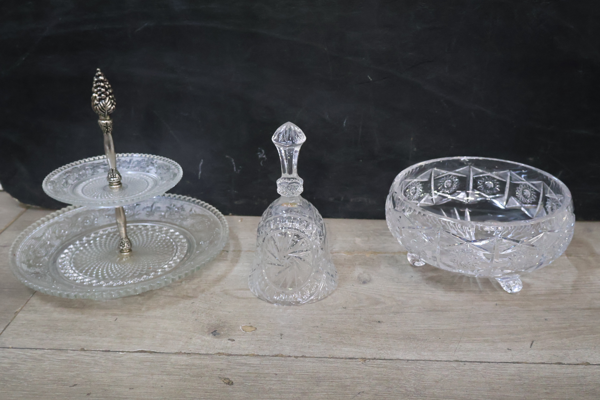 Set diverse Kristallen Vazen en Schalen – foto 7 – kavel bij GSD Auctions, Zoeterwoude
