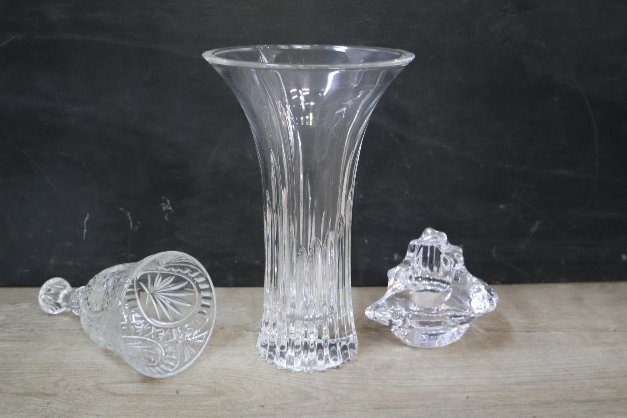 Set diverse Kristallen Vazen en Schalen – foto 16 – kavel bij GSD Auctions, Zoeterwoude