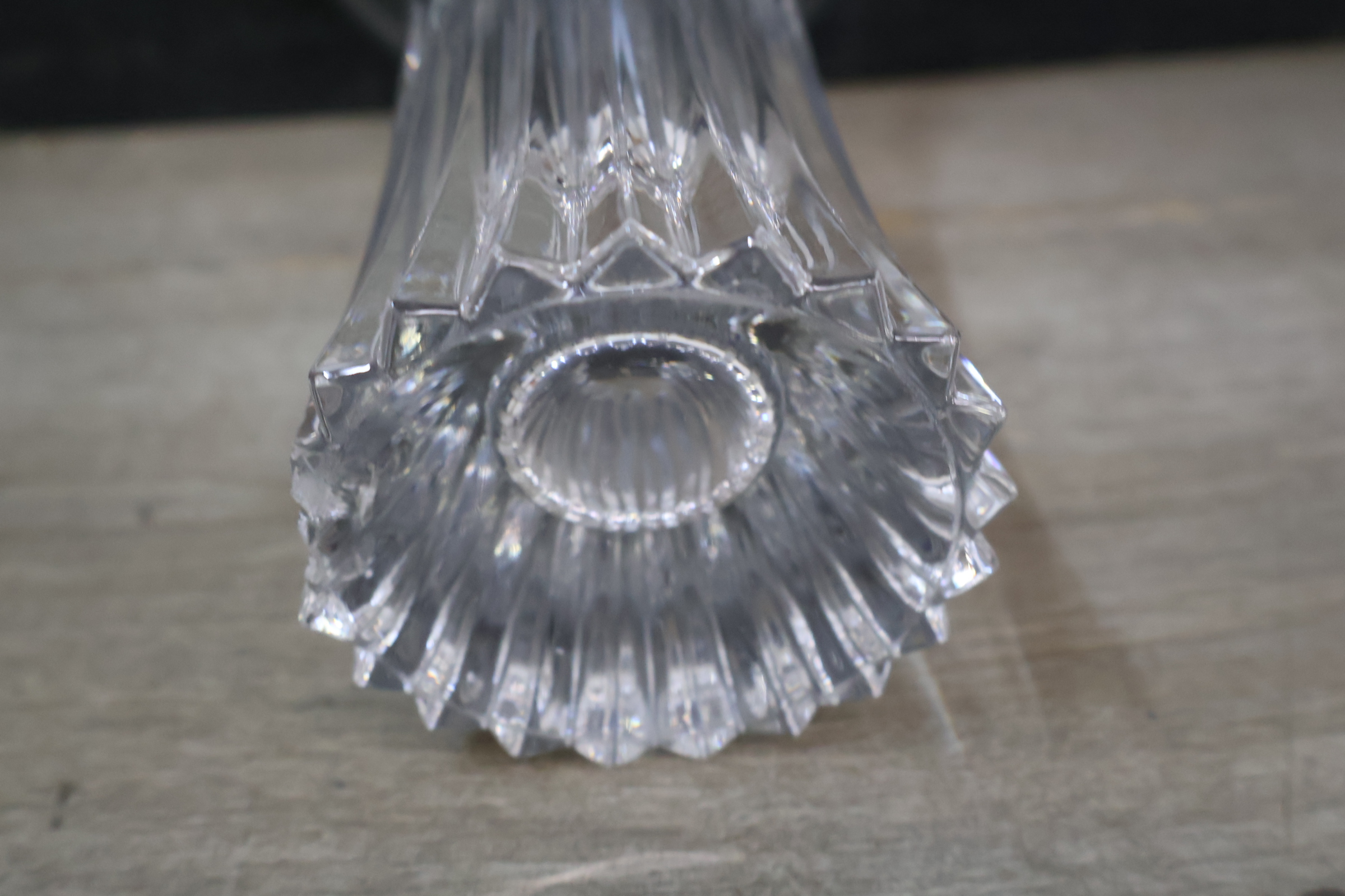 Set diverse Kristallen Vazen en Schalen – foto 19 – kavel bij GSD Auctions, Zoeterwoude