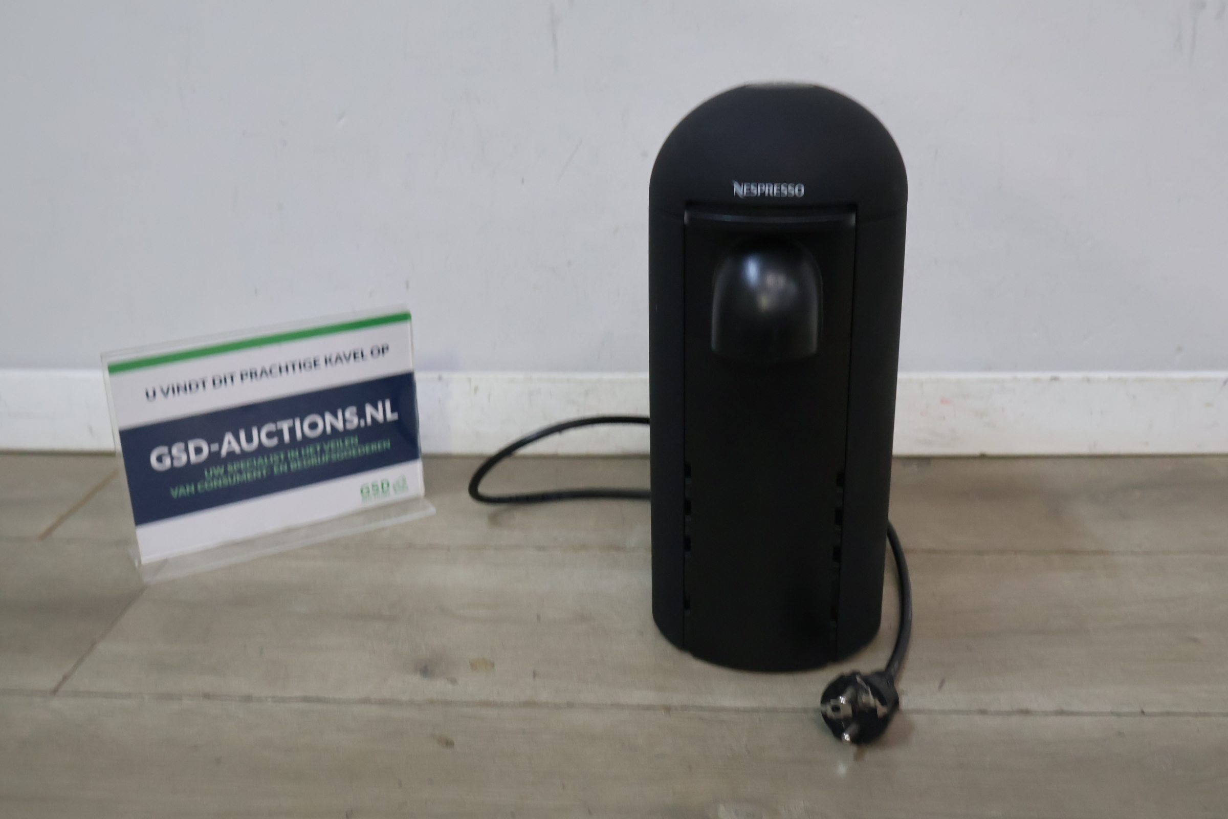 Nespresso koffiemachine zwart – foto 2 – kavel bij GSD Auctions, Zoeterwoude