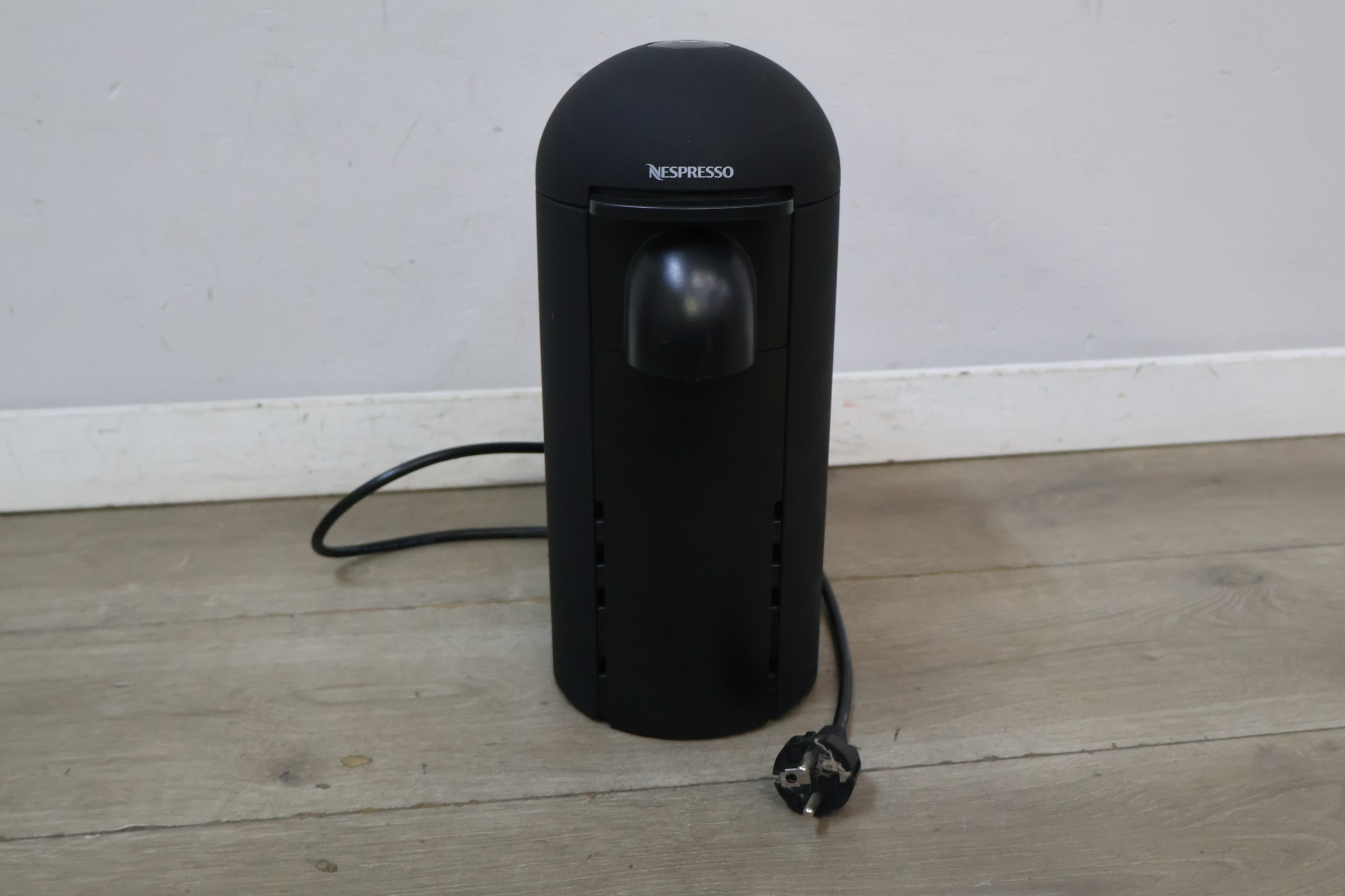 Nespresso koffiemachine zwart – foto 3 – kavel bij GSD Auctions, Zoeterwoude