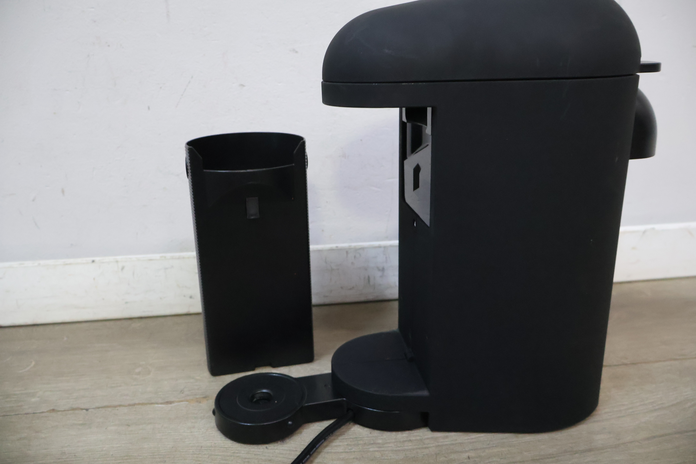 Nespresso koffiemachine zwart – foto 10 – kavel bij GSD Auctions, Zoeterwoude