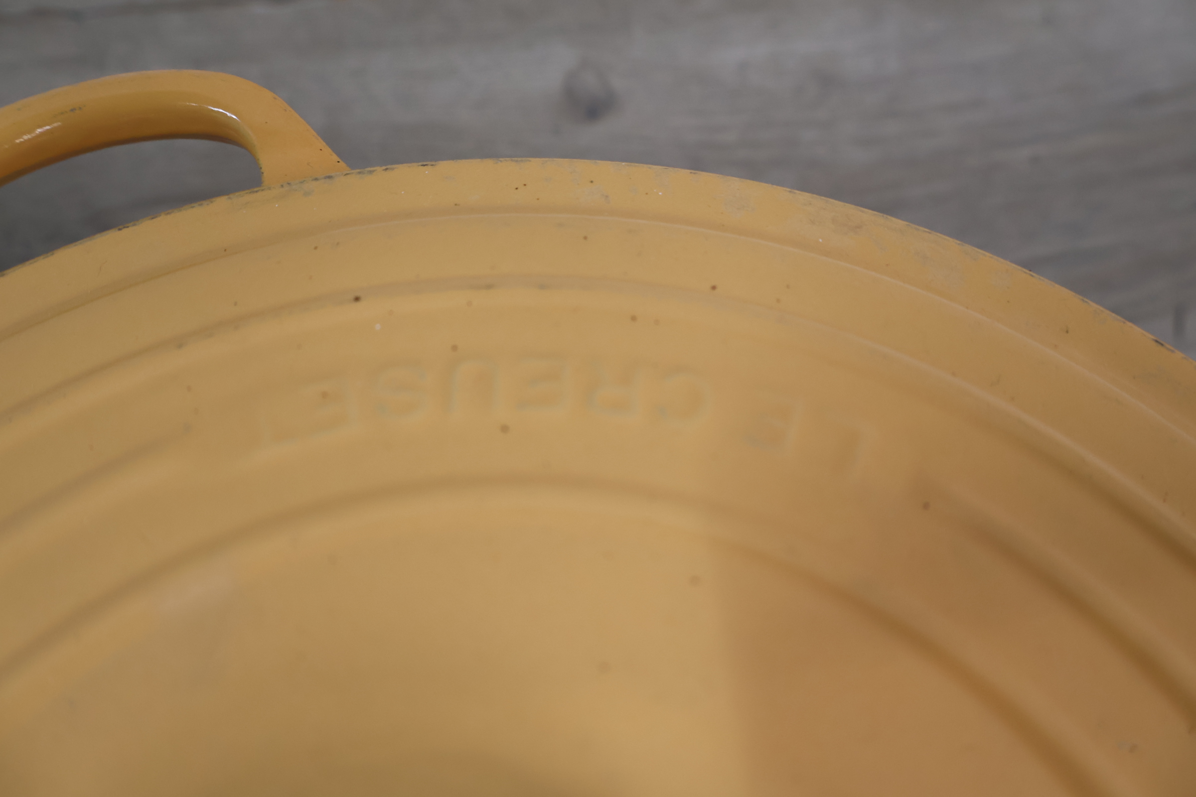 Le creuset Gietijzeren Pan – foto 7 – kavel bij GSD Auctions, Zoeterwoude