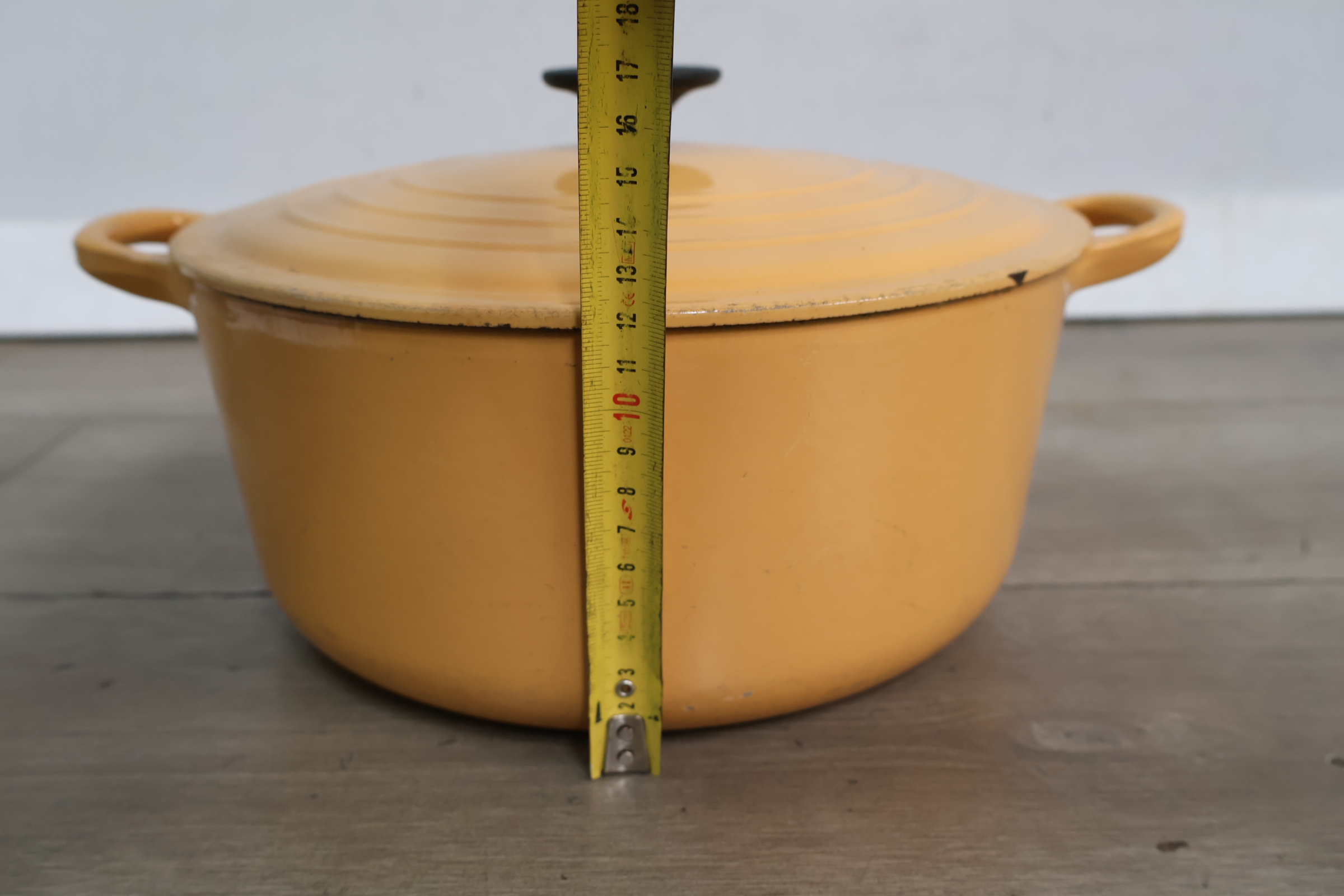 Le creuset Gietijzeren Pan – foto 15 – kavel bij GSD Auctions, Zoeterwoude