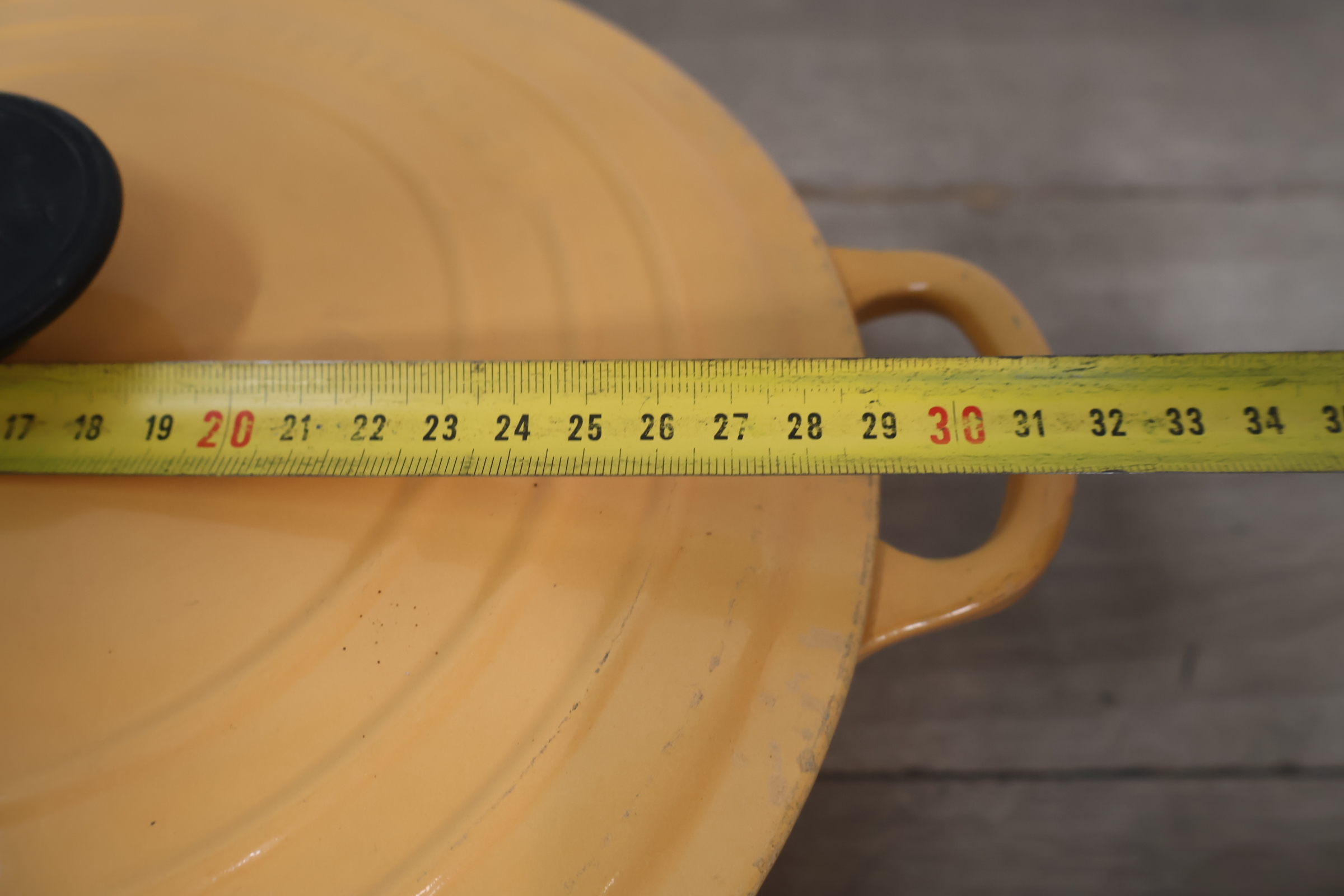 Le creuset Gietijzeren Pan – foto 16 – kavel bij GSD Auctions, Zoeterwoude