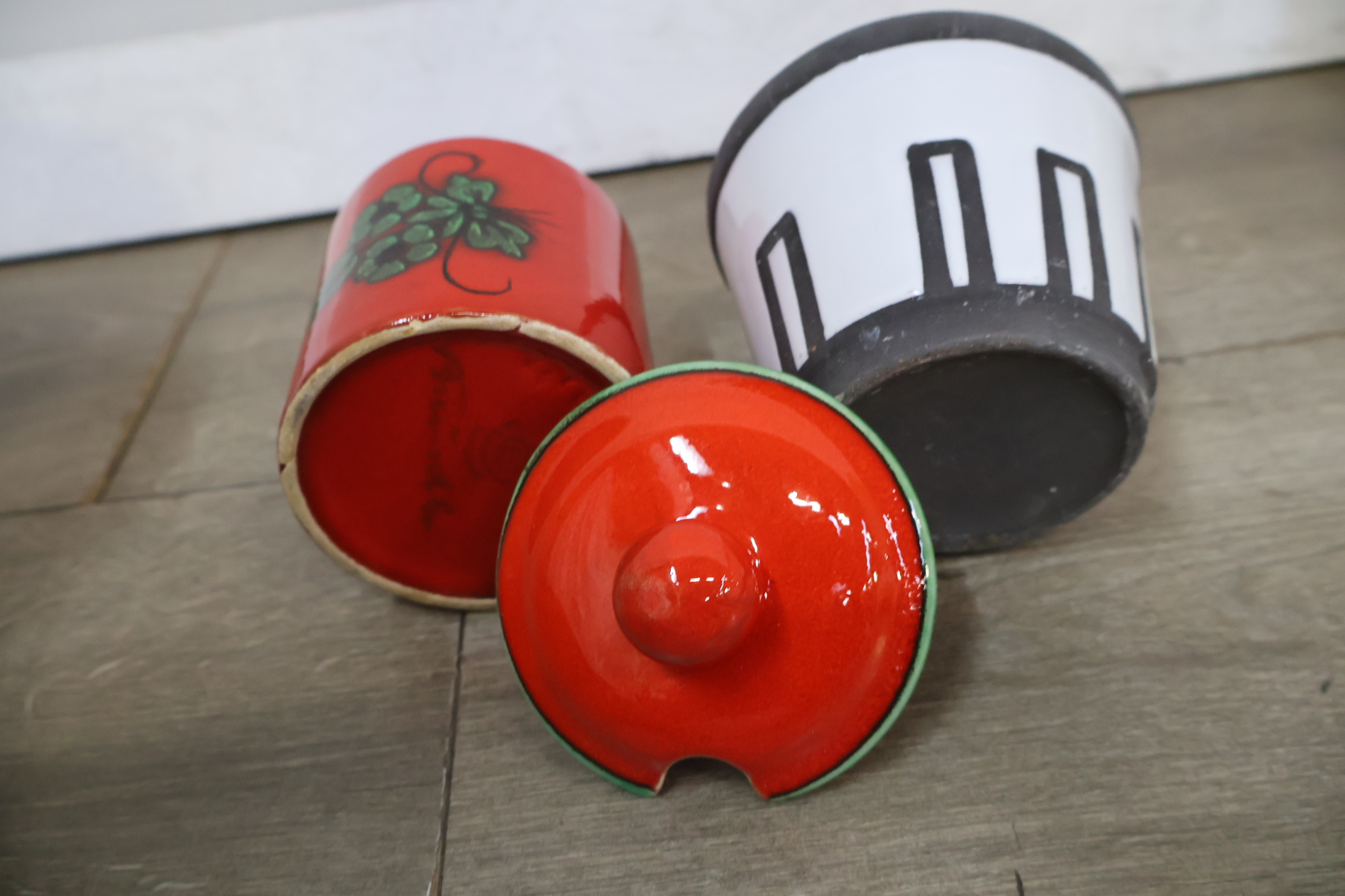 Diverse servies en decoratieve schalen – foto 7 – kavel bij GSD Auctions, Zoeterwoude