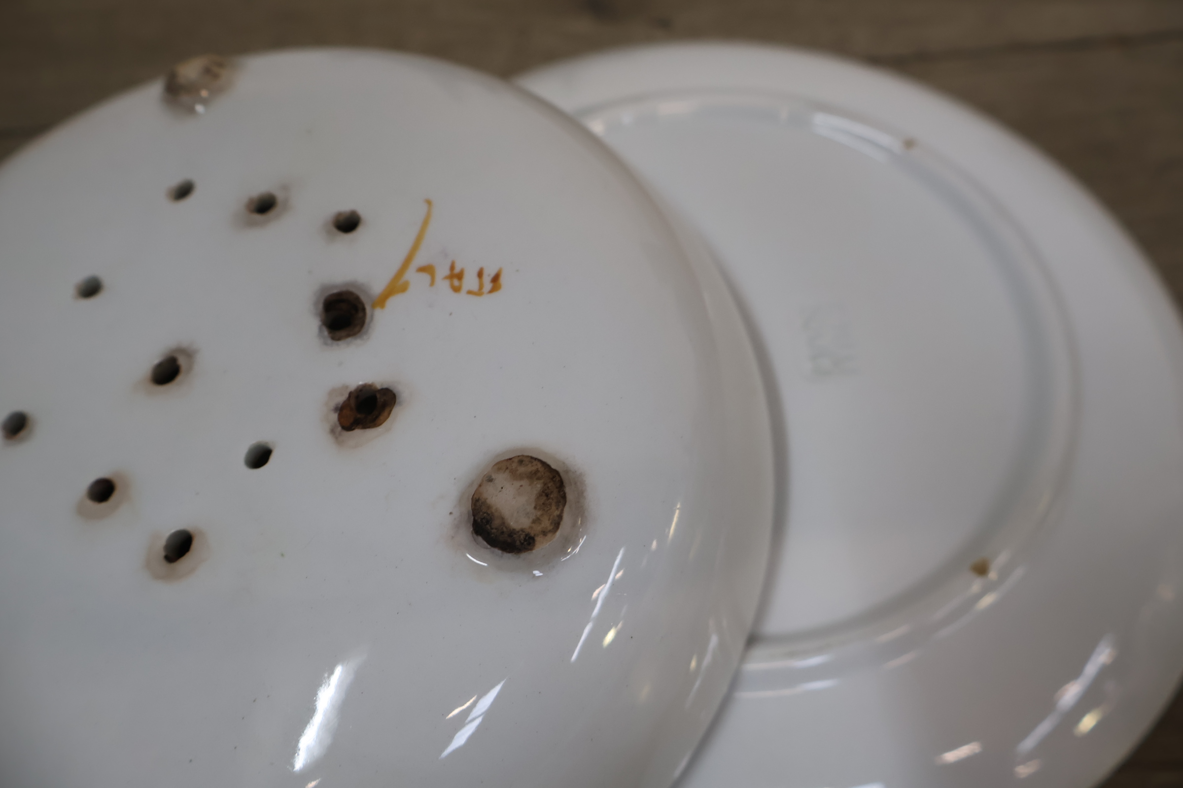 Diverse servies en decoratieve schalen – foto 14 – kavel bij GSD Auctions, Zoeterwoude