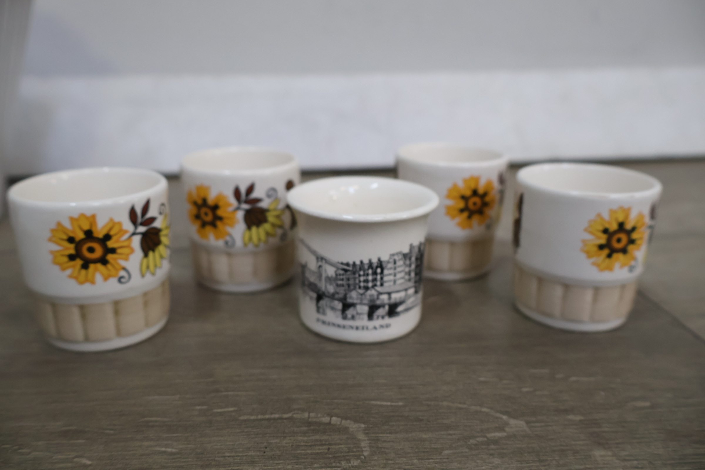 Diverse servies en decoratieve schalen – foto 15 – kavel bij GSD Auctions, Zoeterwoude