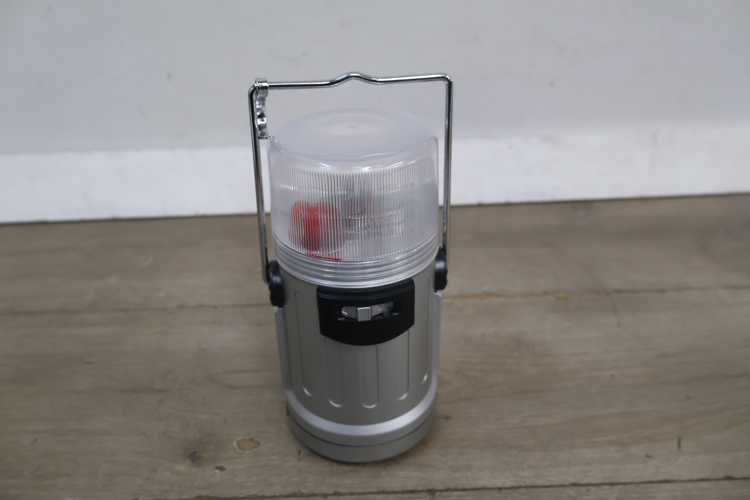 Camping Light muggenlamp – foto 8 – kavel bij GSD Auctions, Zoeterwoude