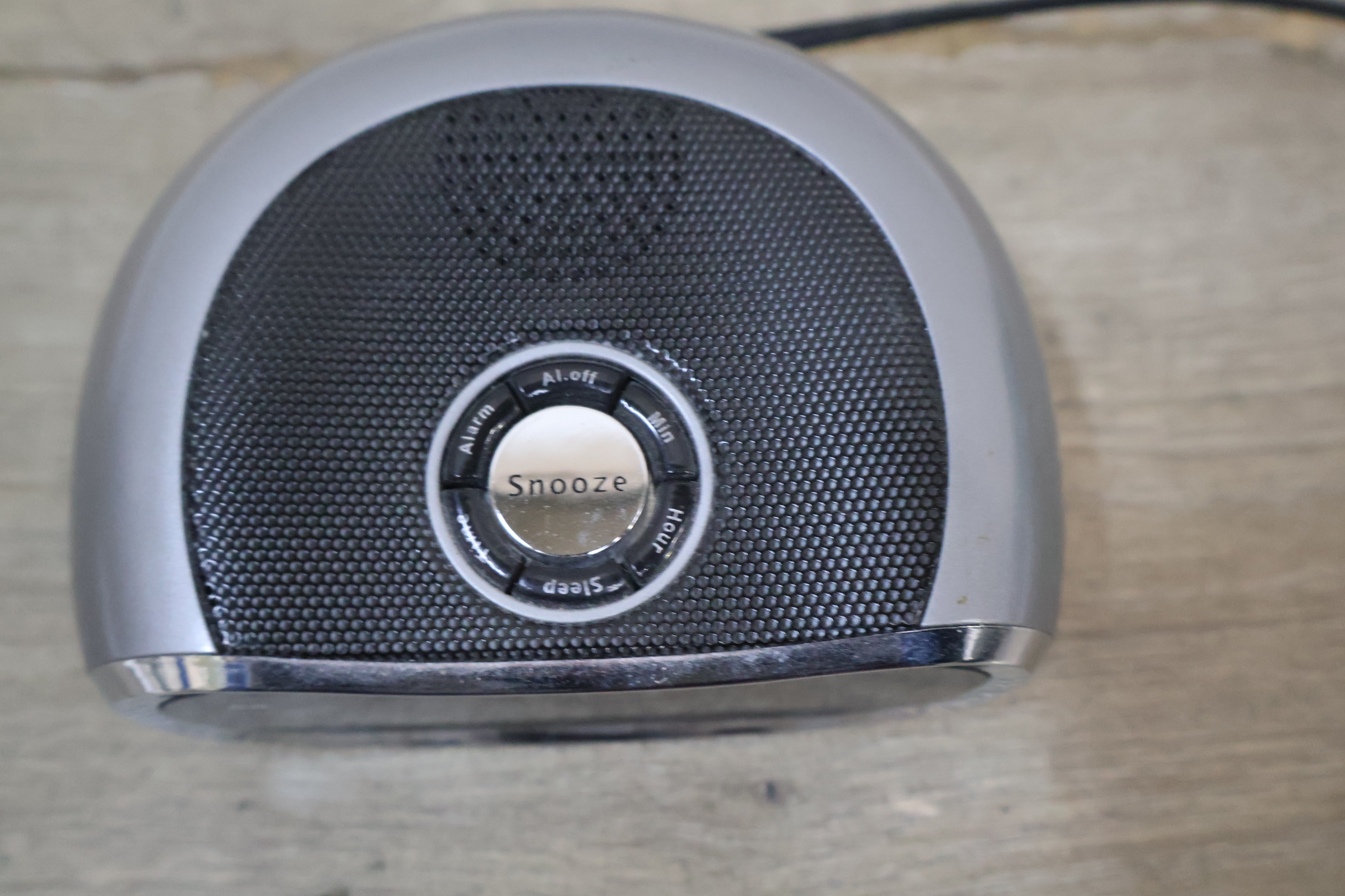 Akai digitale wekker met speaker – foto 8 – kavel bij GSD Auctions, Zoeterwoude