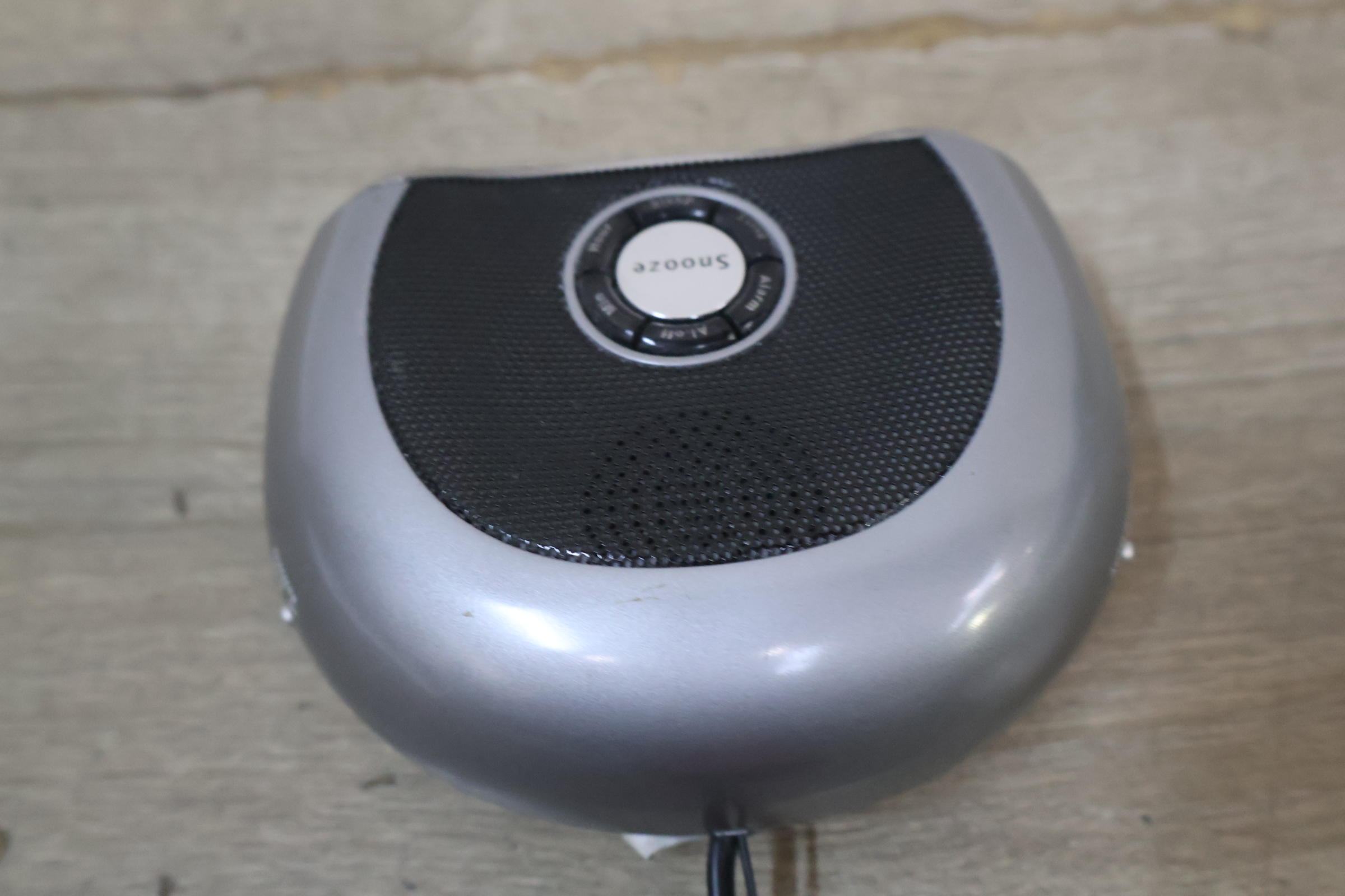 Akai digitale wekker met speaker – foto 12 – kavel bij GSD Auctions, Zoeterwoude
