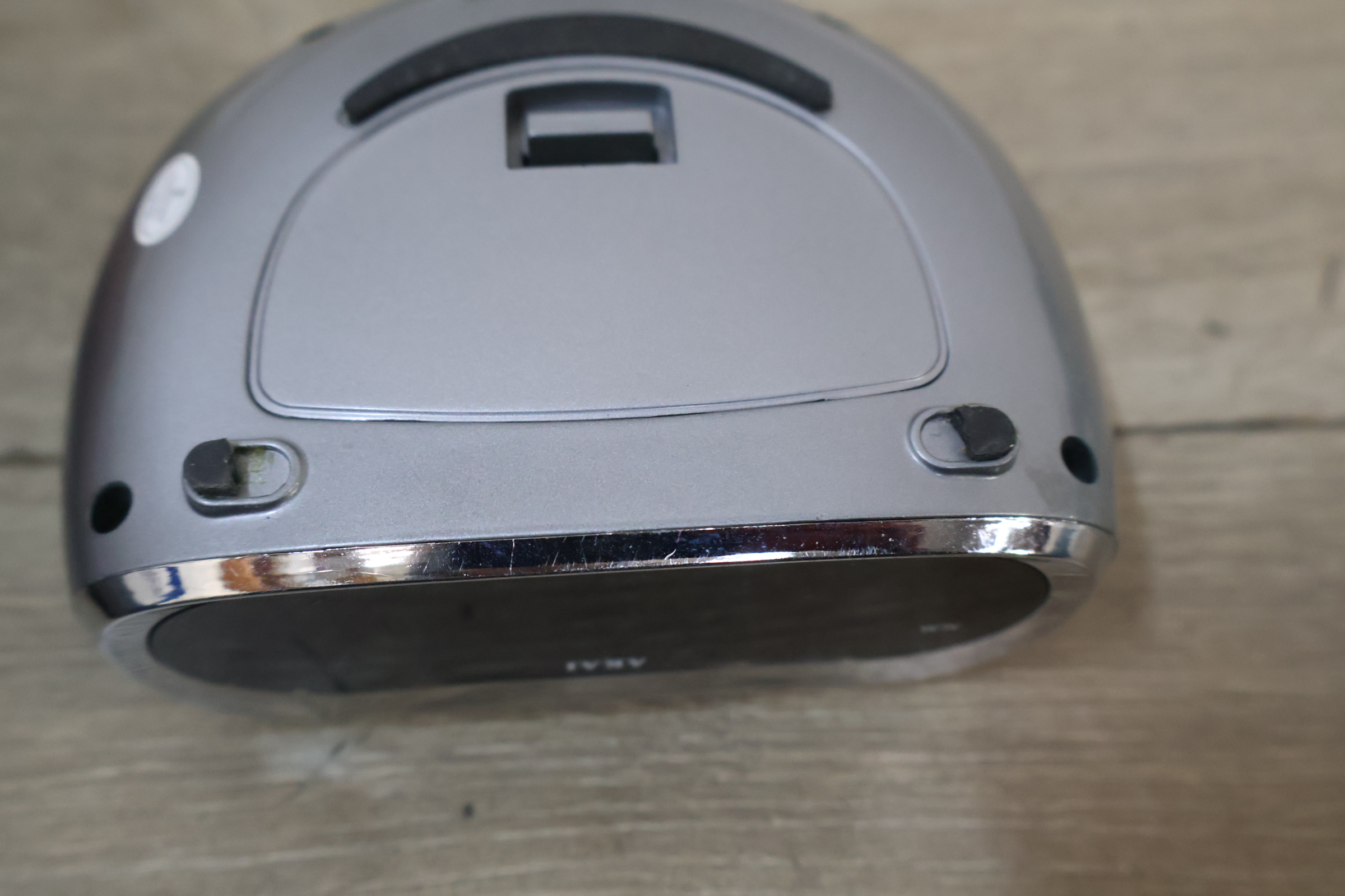 Akai digitale wekker met speaker – foto 14 – kavel bij GSD Auctions, Zoeterwoude