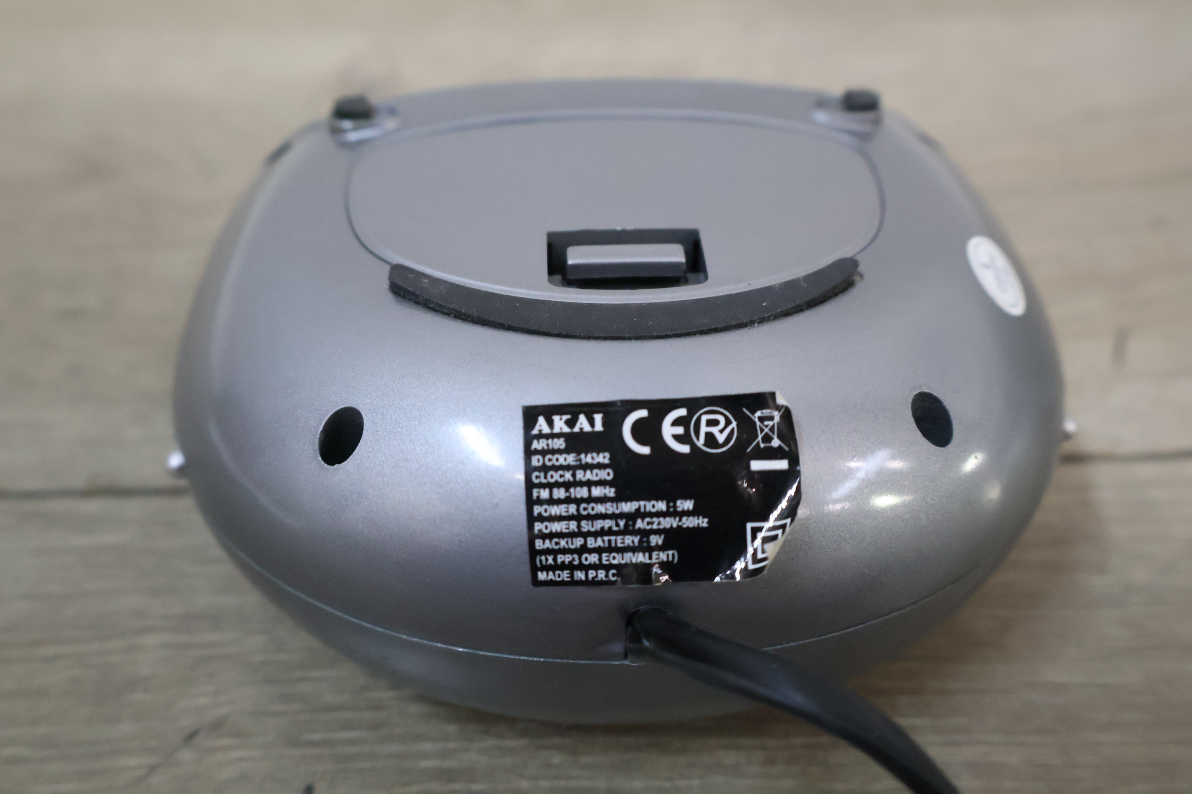 Akai digitale wekker met speaker – foto 15 – kavel bij GSD Auctions, Zoeterwoude