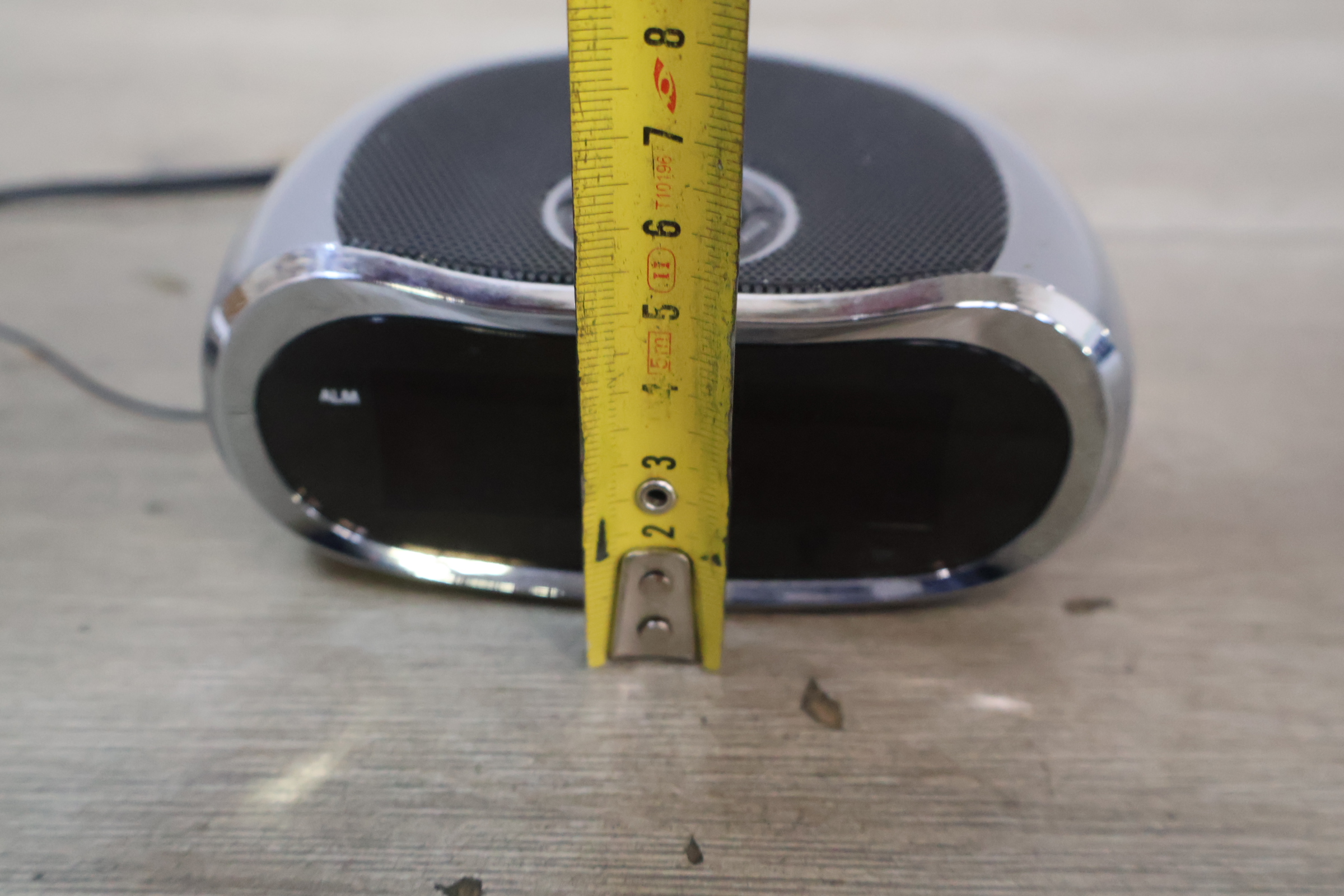 Akai digitale wekker met speaker – foto 18 – kavel bij GSD Auctions, Zoeterwoude
