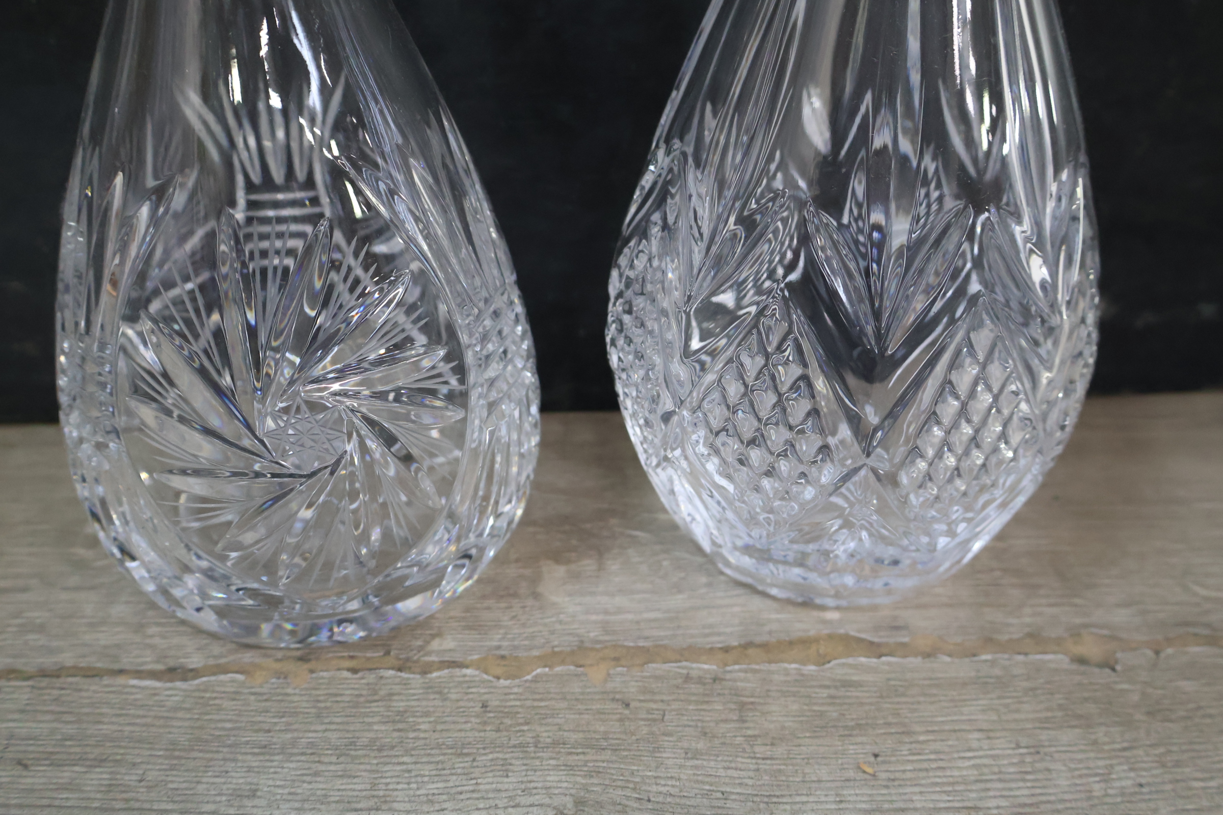 Glazen karaffen en glazen set met dienblad – foto 15 – kavel bij GSD Auctions, Zoeterwoude