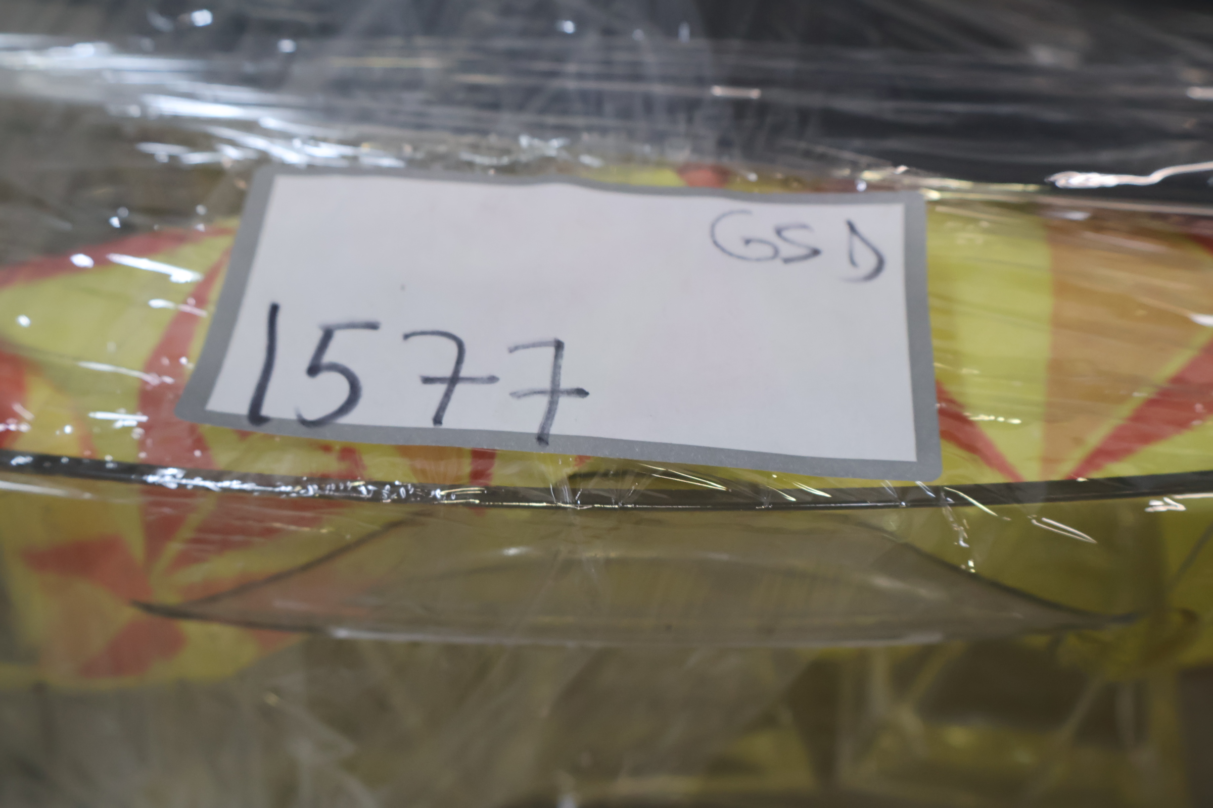 Glazen karaffen en glazen set met dienblad – foto 17 – kavel bij GSD Auctions, Zoeterwoude