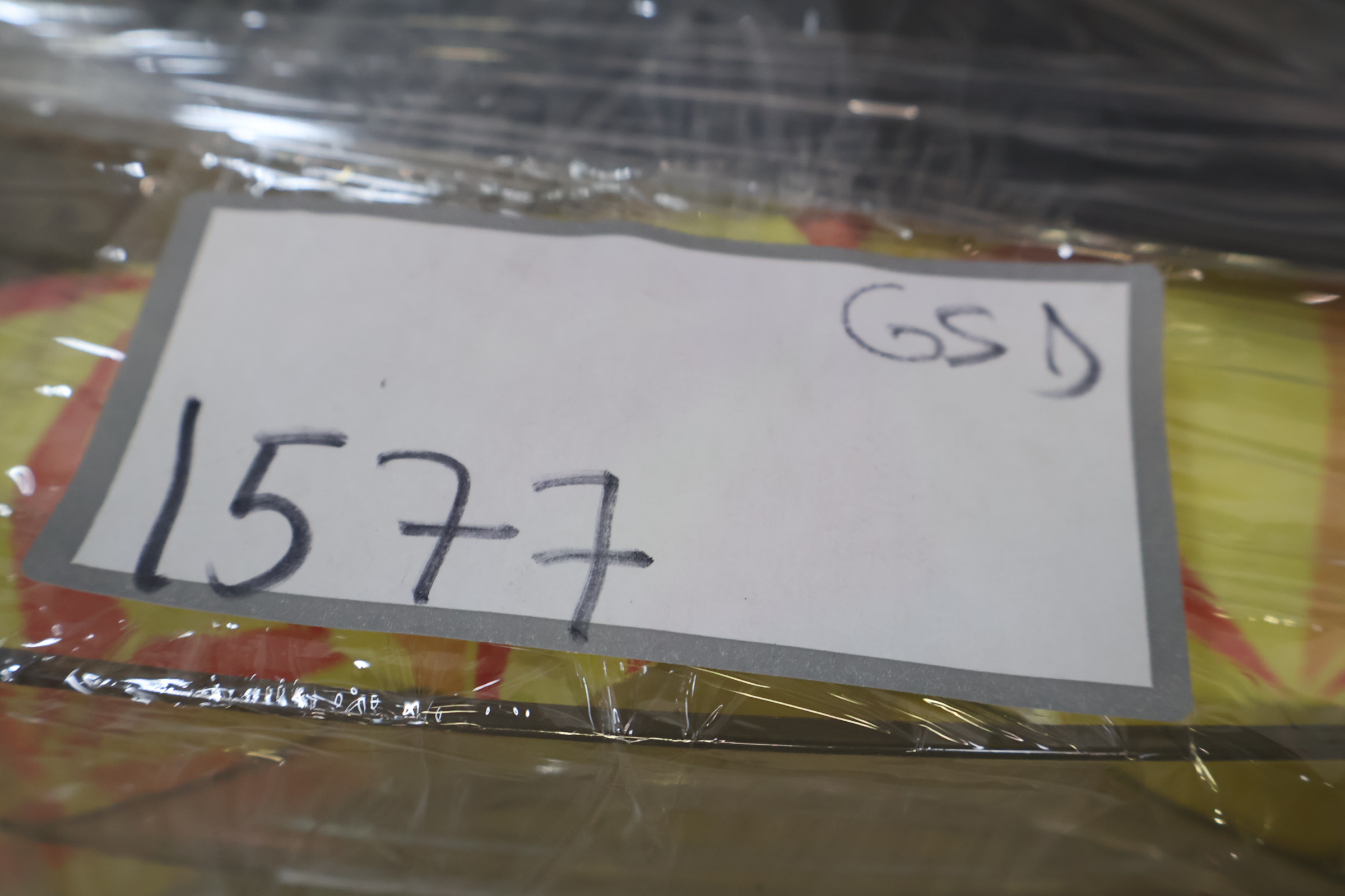 Glazen karaffen en glazen set met dienblad – foto 18 – kavel bij GSD Auctions, Zoeterwoude