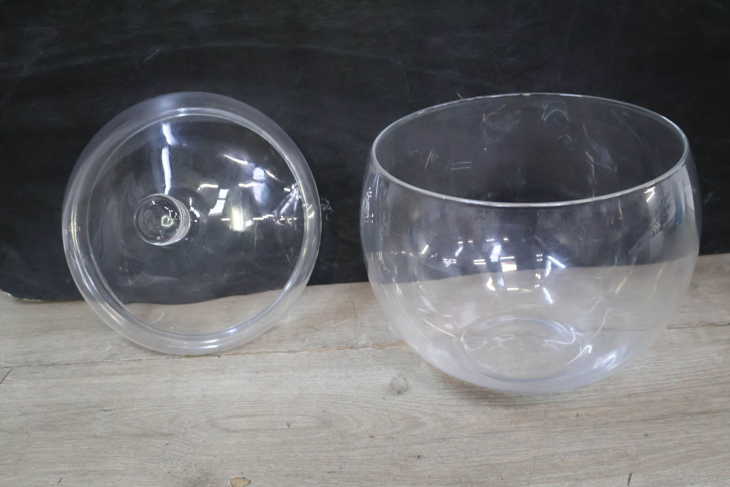 Glazen snoeppot met deksel – foto 7 – kavel bij GSD Auctions, Zoeterwoude