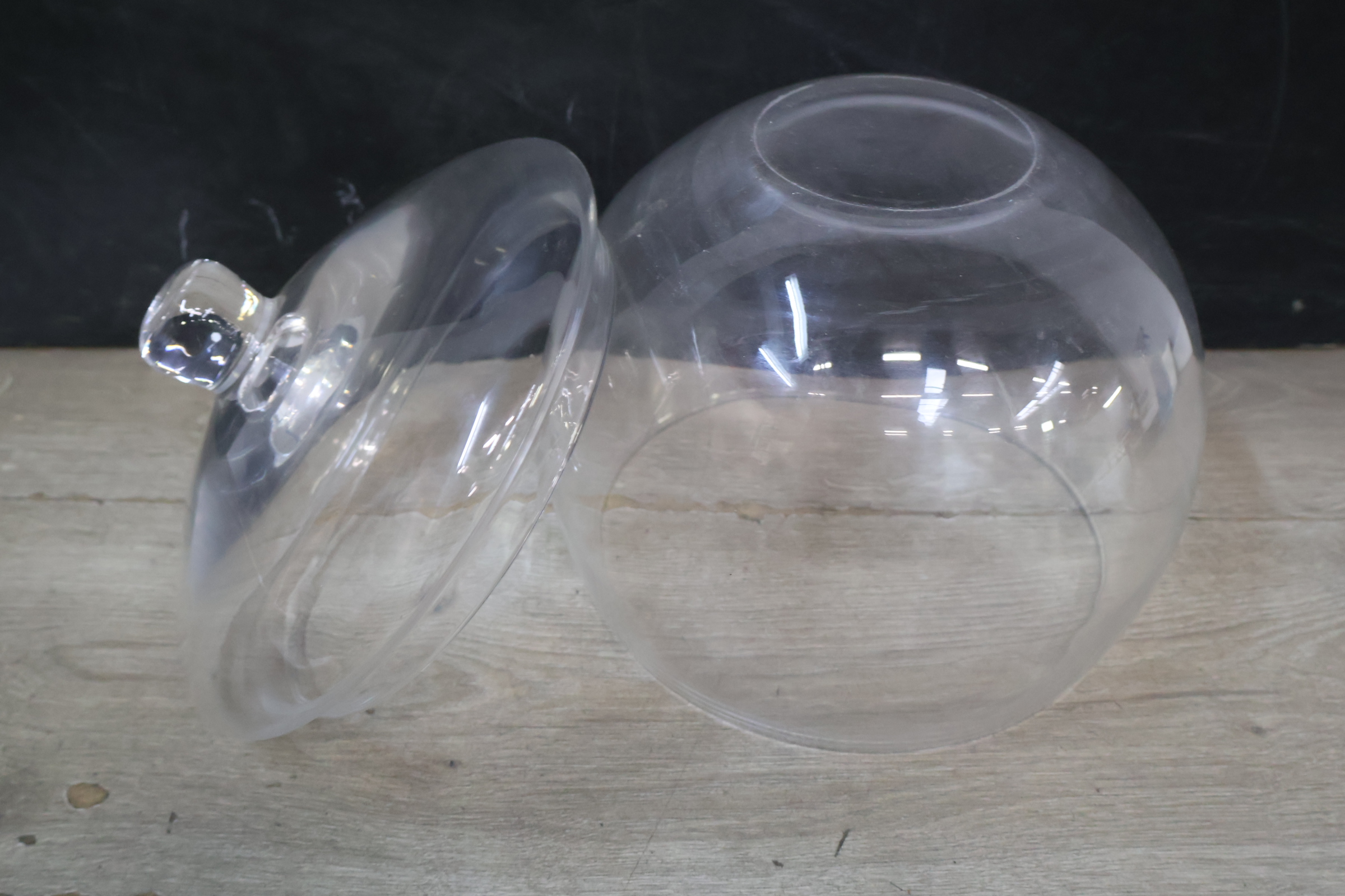 Glazen snoeppot met deksel – foto 9 – kavel bij GSD Auctions, Zoeterwoude