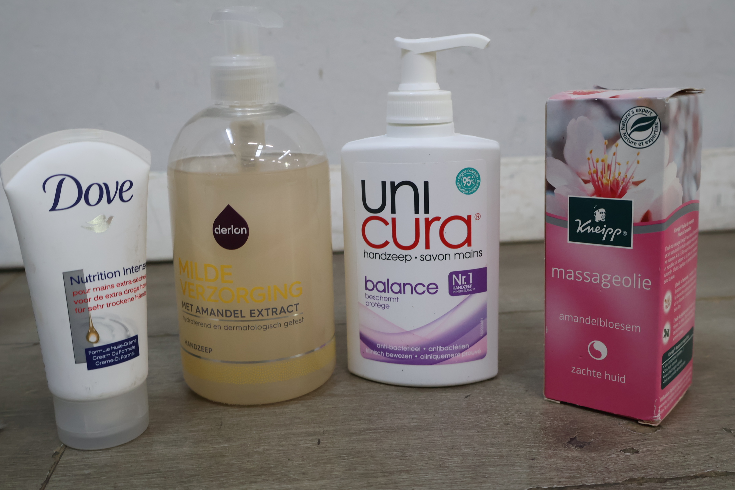 Verzorgingsproducten pakket met Andrélon, Dove, Nivea en Colgate – foto 9 – kavel bij GSD Auctions, Zoeterwoude