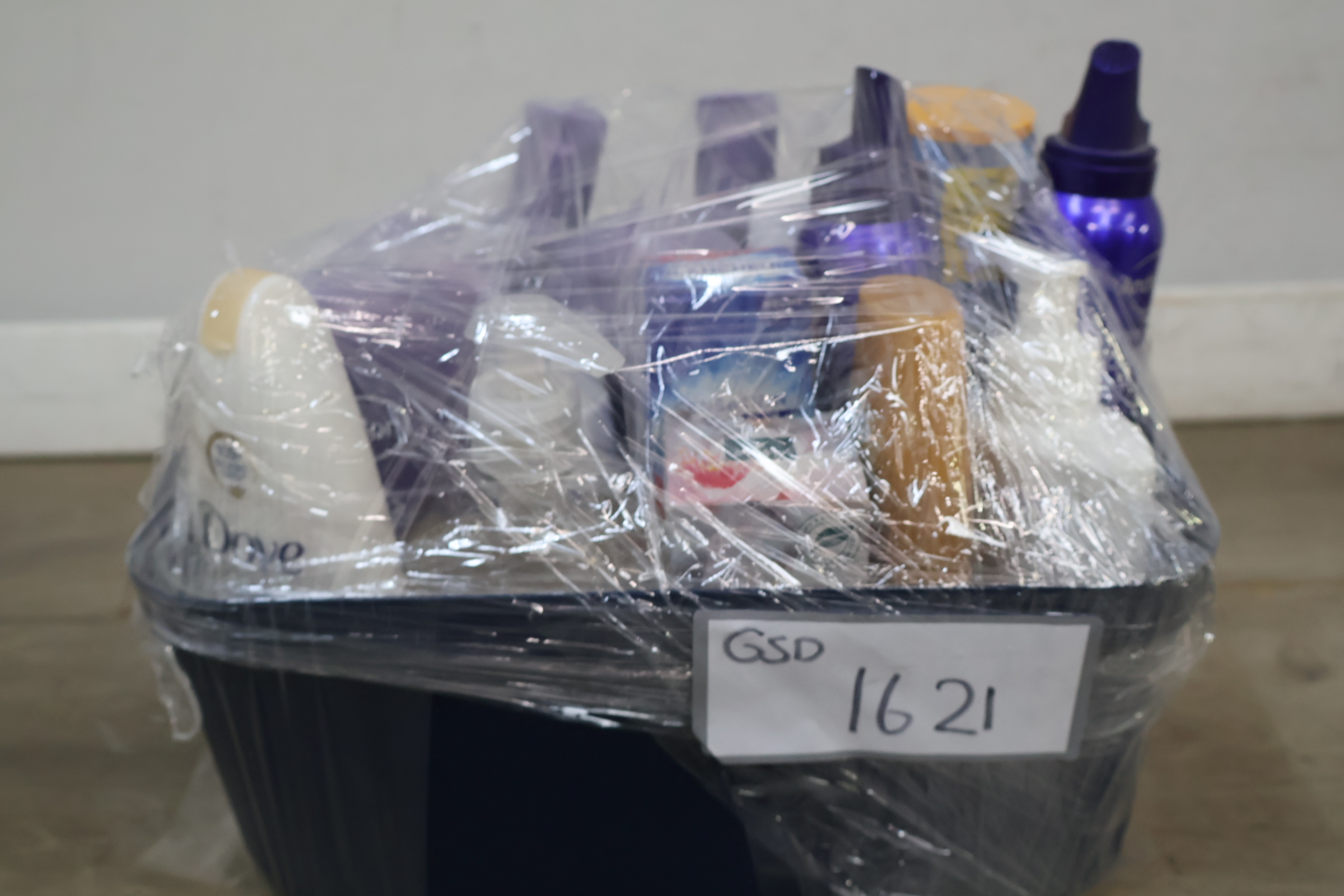 Verzorgingsproducten pakket met Andrélon, Dove, Nivea en Colgate – foto 11 – kavel bij GSD Auctions, Zoeterwoude