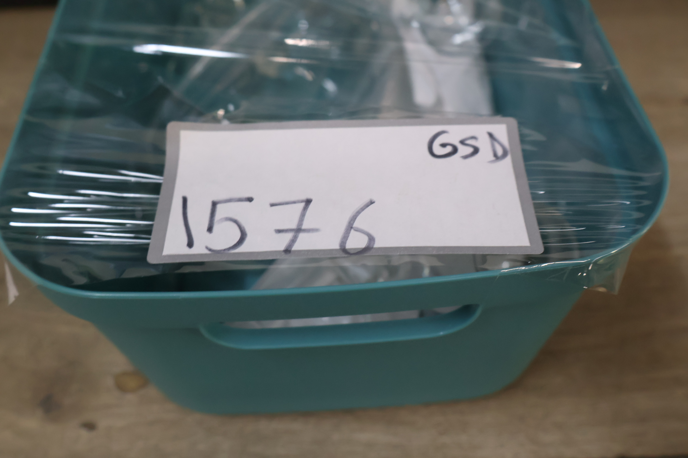 Dureche drankset met karaf en 5 glazen – foto 14 – kavel bij GSD Auctions, Zoeterwoude