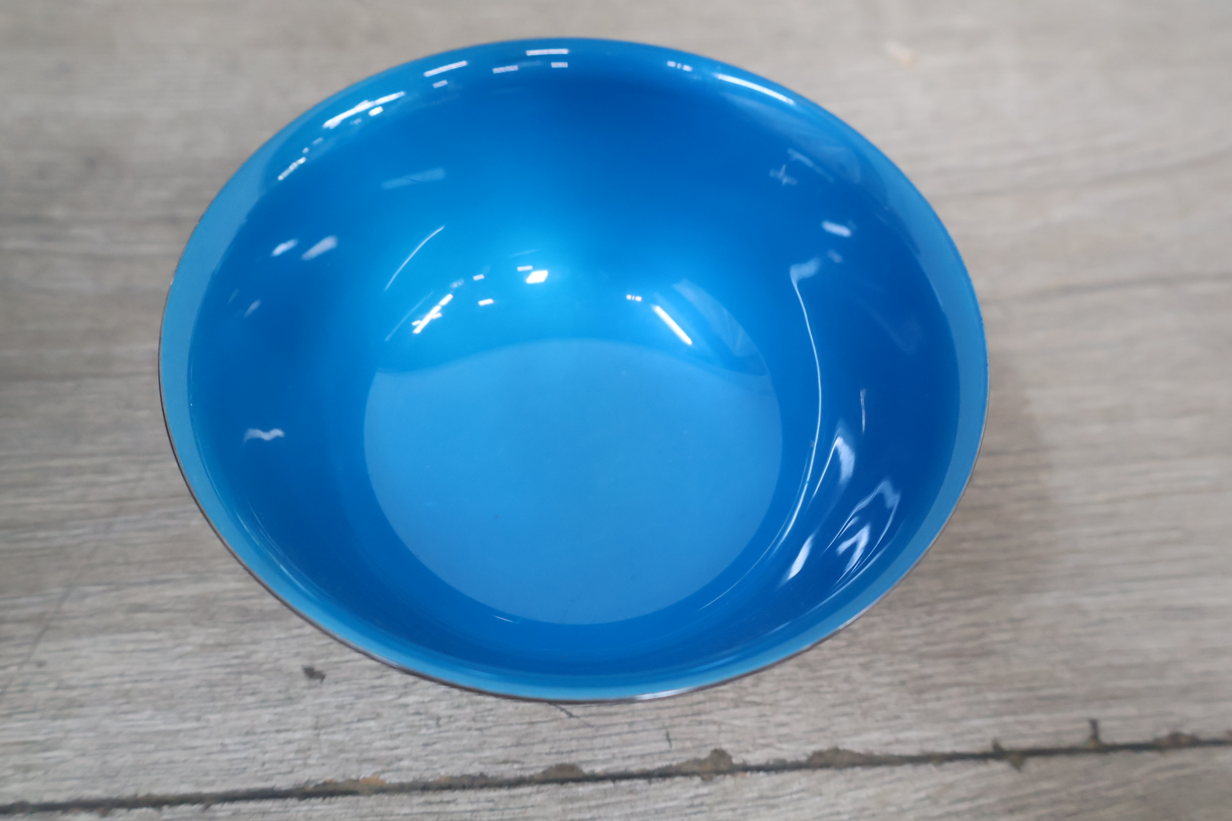 Set van drie vazen in verschillende kleuren – foto 7 – kavel bij GSD Auctions, Zoeterwoude