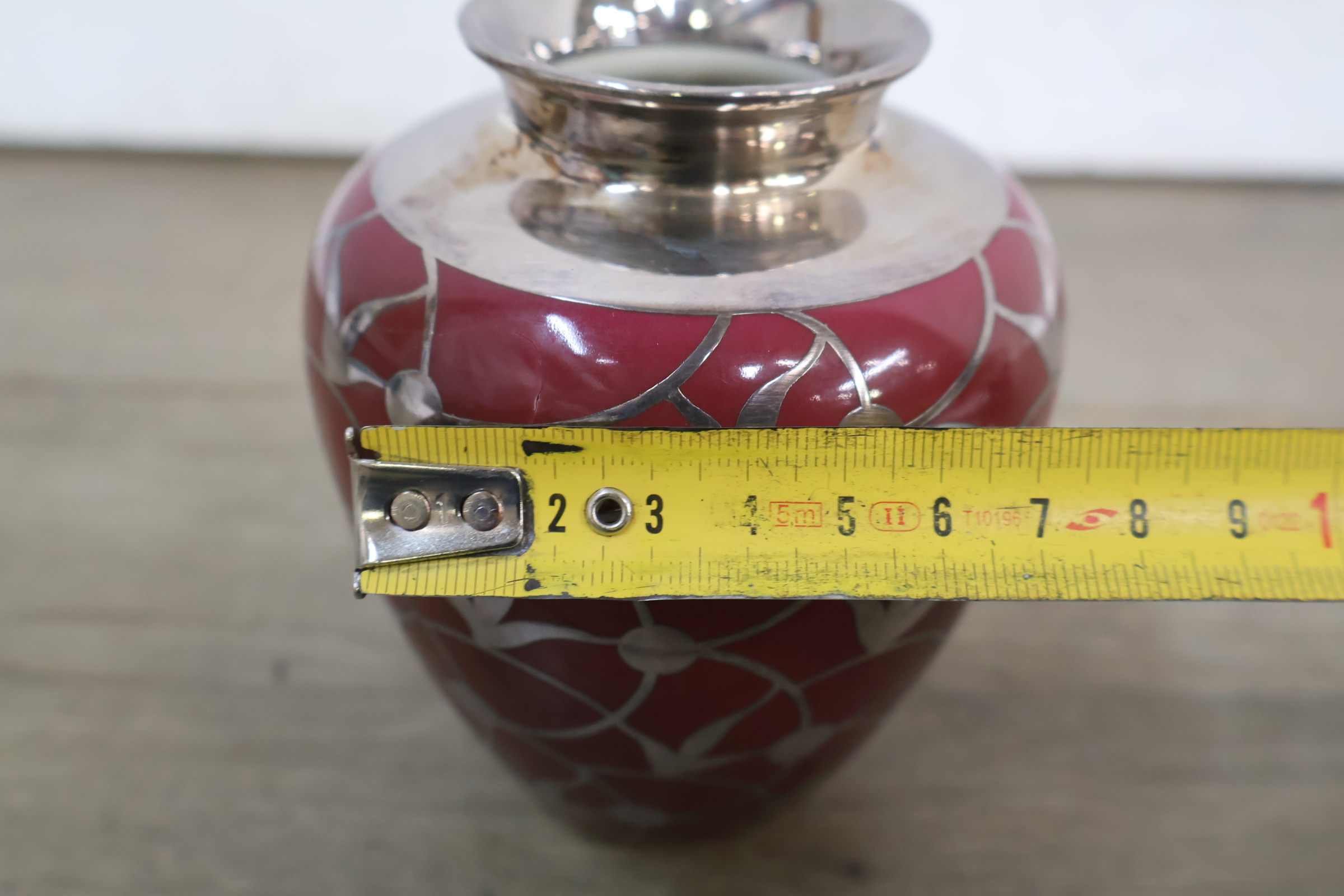 Set van drie vazen in verschillende kleuren – foto 16 – kavel bij GSD Auctions, Zoeterwoude