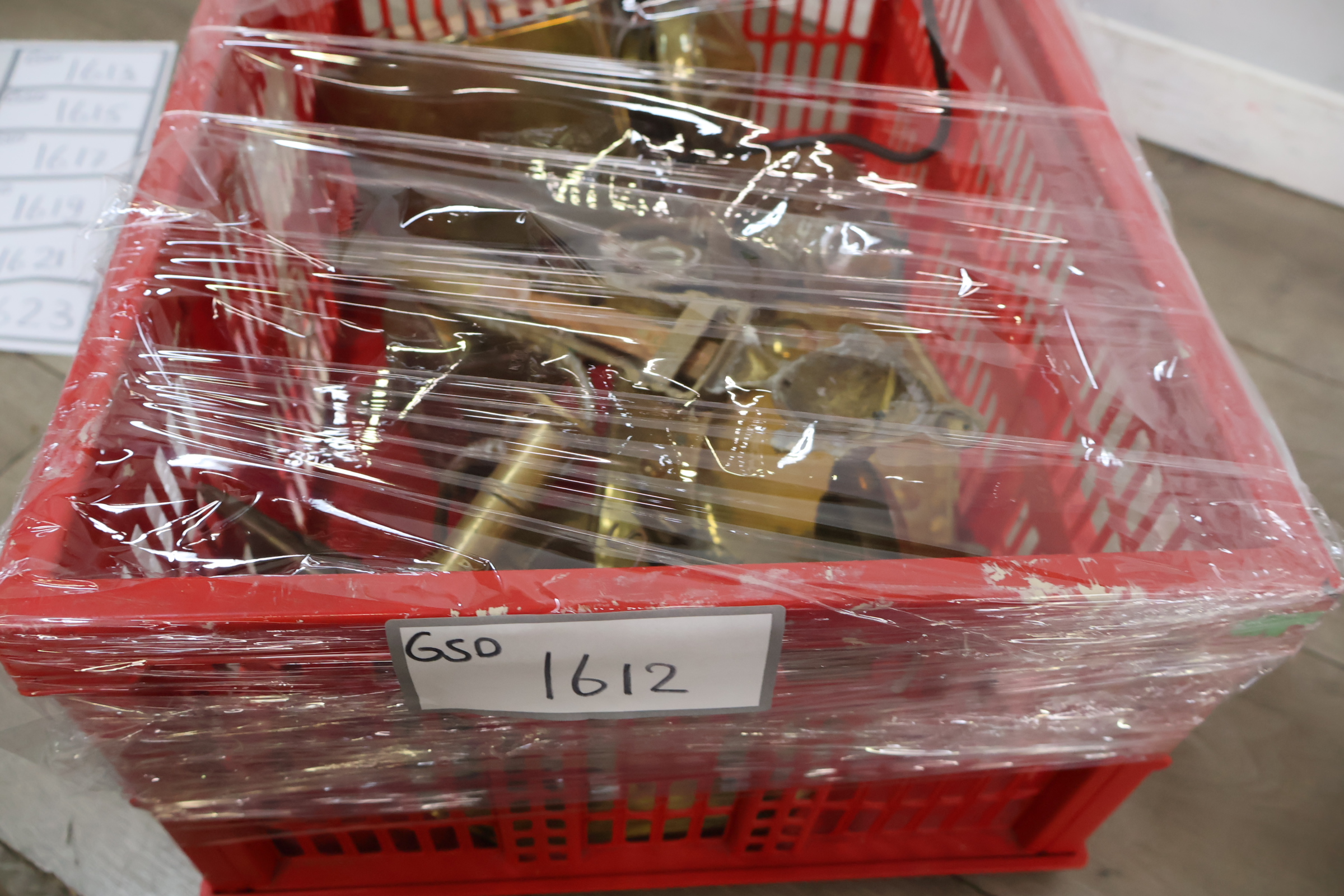 Set koperkleurige kandelaars en wandkandelaars en assortiment – foto 22 – kavel bij GSD Auctions, Zoeterwoude