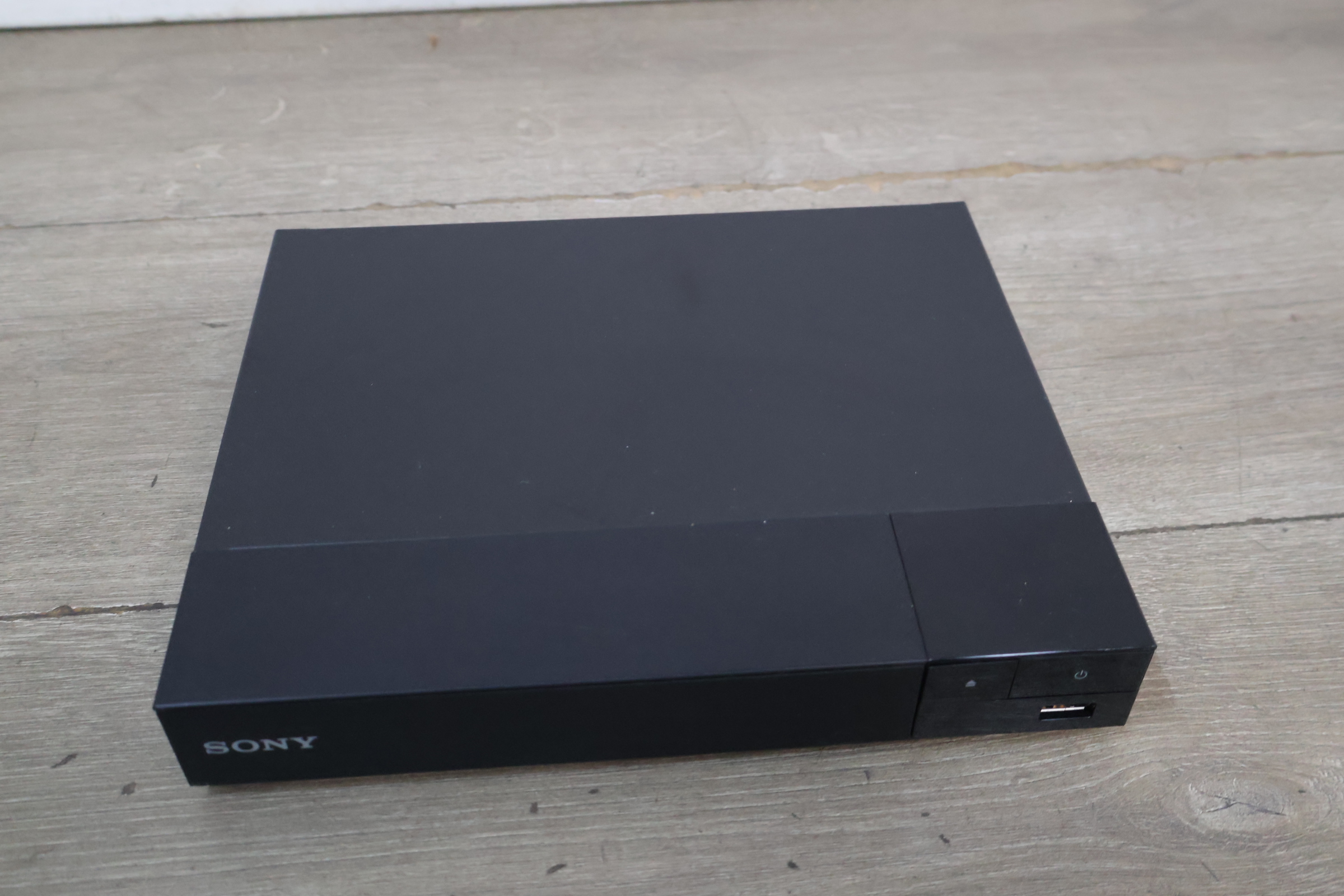 Sony Blu-ray speler – foto 4 – kavel bij GSD Auctions, Zoeterwoude