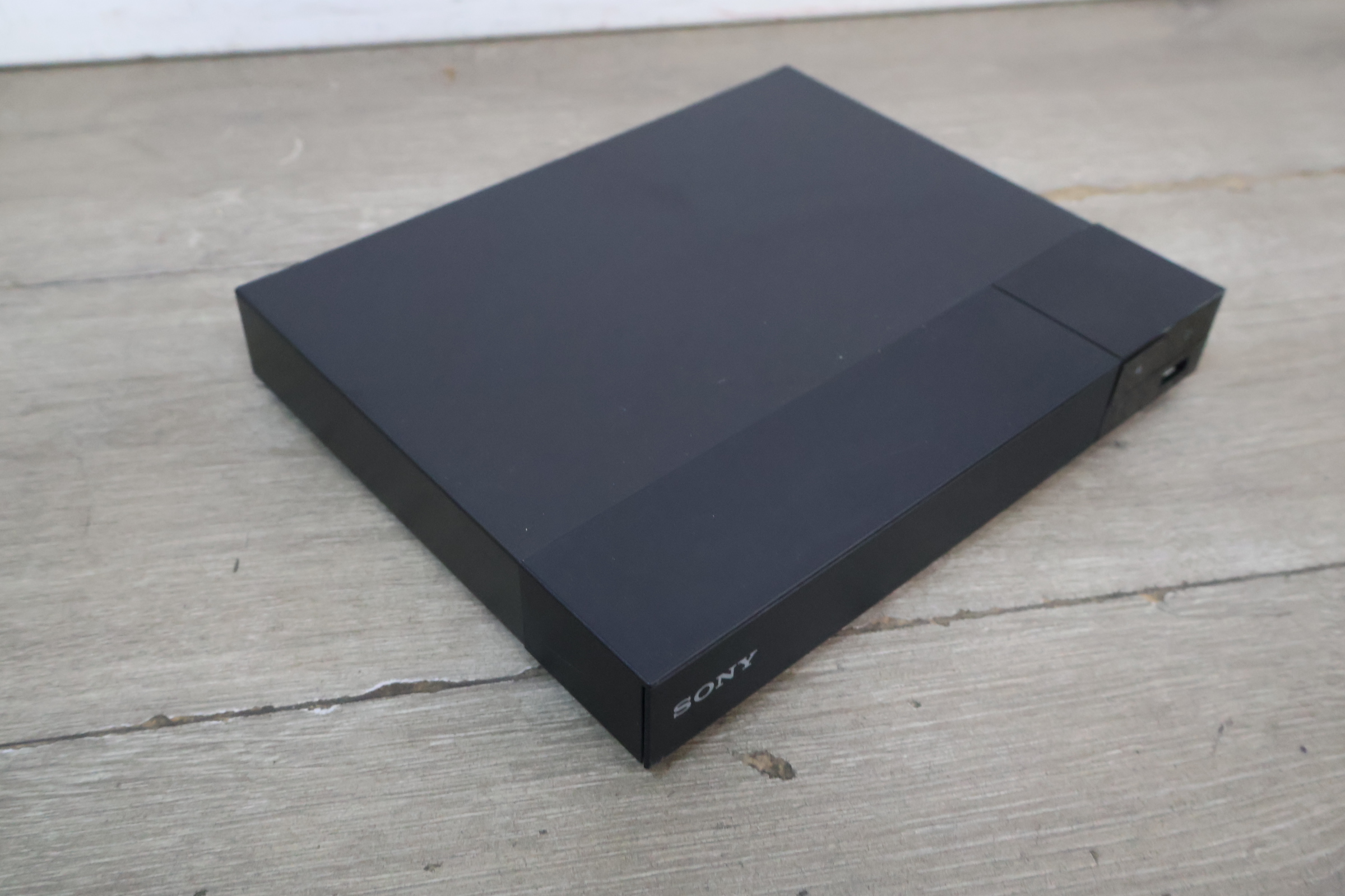 Sony Blu-ray speler – foto 7 – kavel bij GSD Auctions, Zoeterwoude