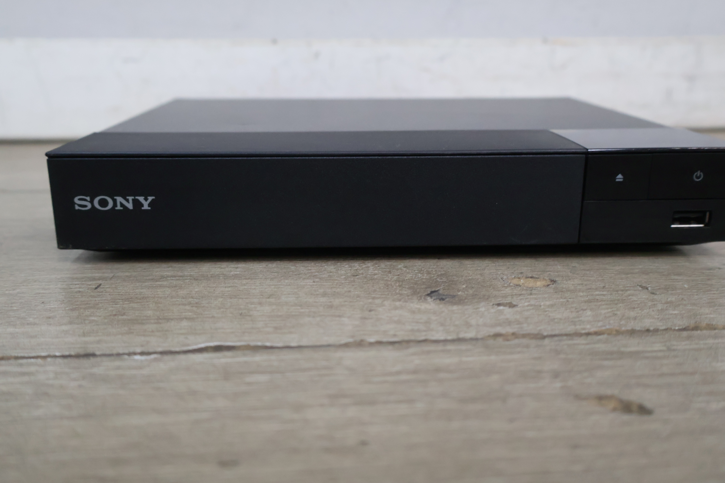 Sony Blu-ray speler – foto 8 – kavel bij GSD Auctions, Zoeterwoude