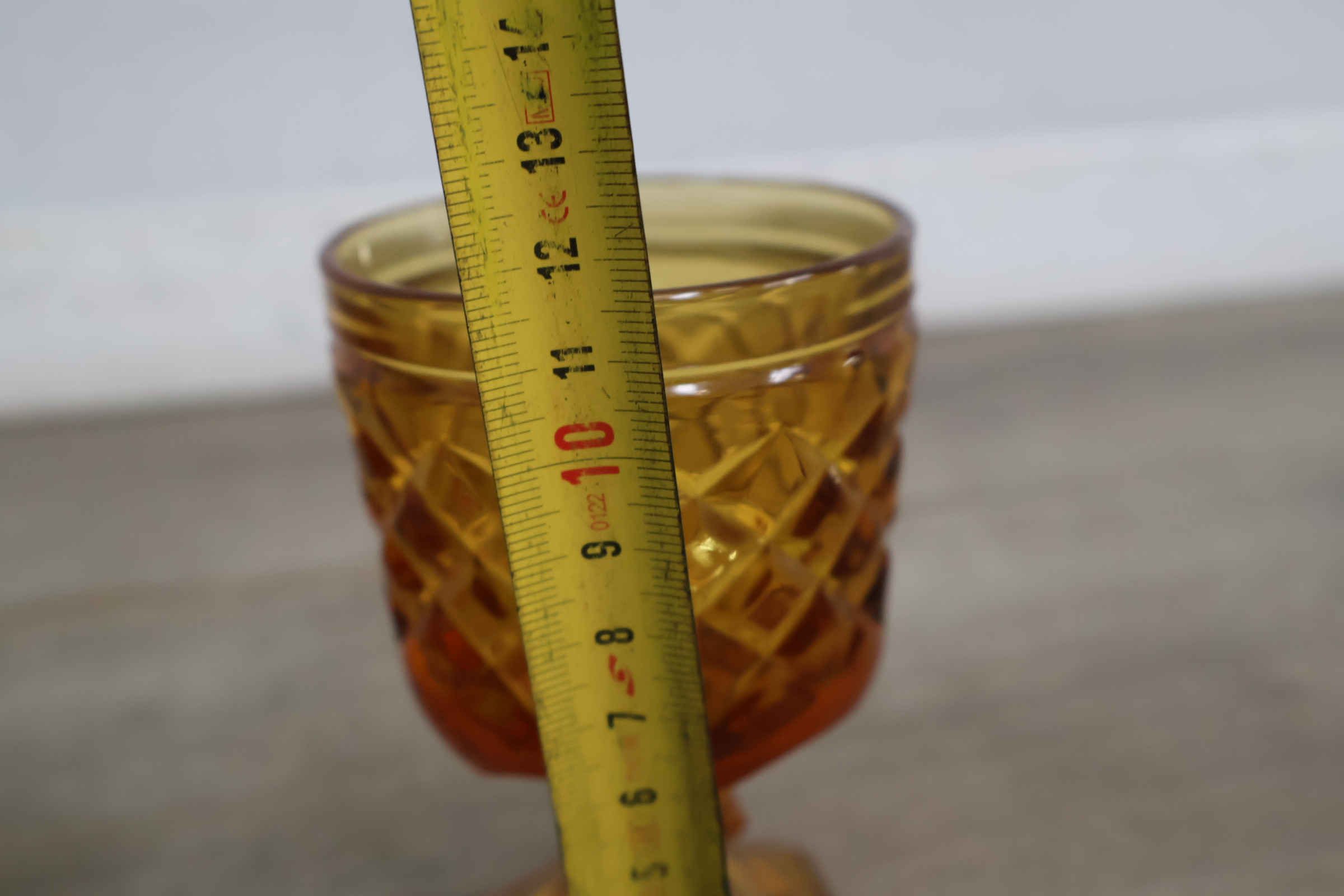 Set van oranje glazen zoals likeurglazen met dekselpot – foto 16 – kavel bij GSD Auctions, Zoeterwoude