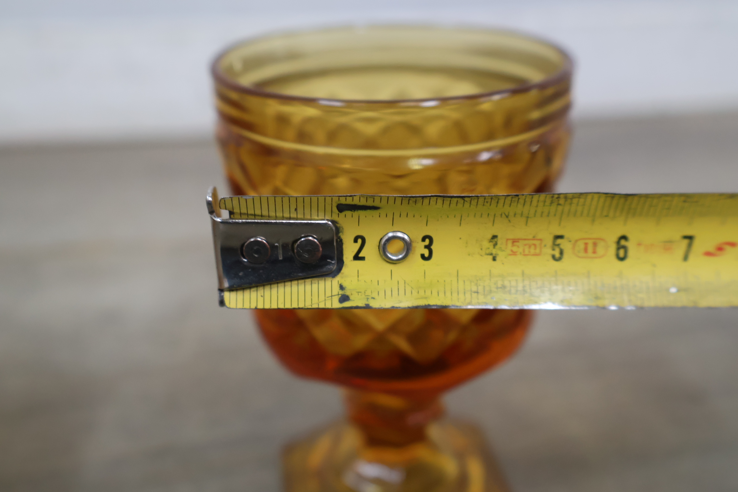 Set van oranje glazen zoals likeurglazen met dekselpot – foto 17 – kavel bij GSD Auctions, Zoeterwoude