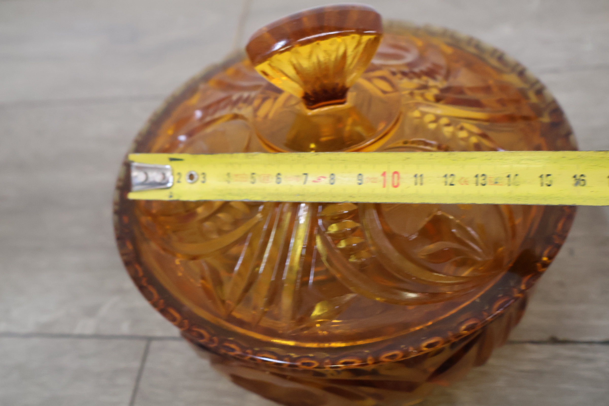 Set van oranje glazen zoals likeurglazen met dekselpot – foto 19 – kavel bij GSD Auctions, Zoeterwoude