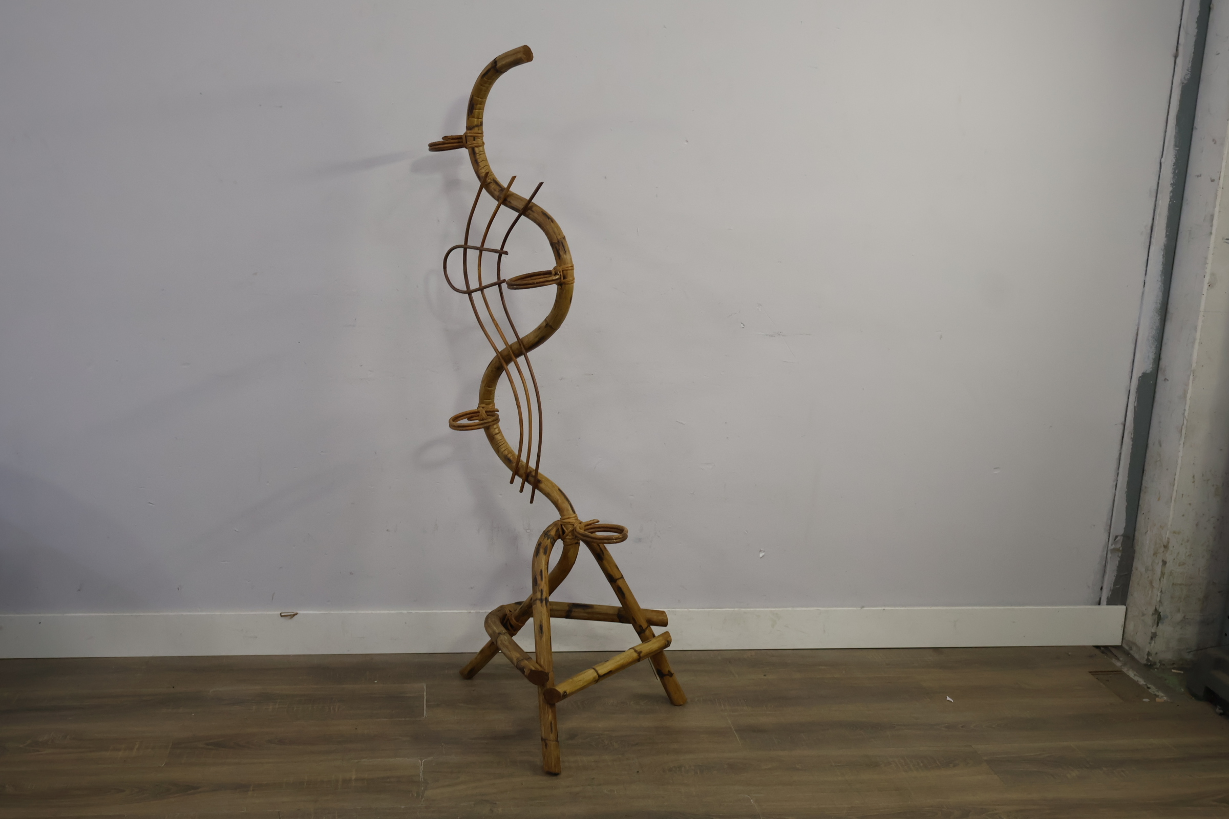 Vintage Rotan Plantenstandaard - Jaren '60 – foto 5 – kavel bij GSD Auctions, Zoeterwoude