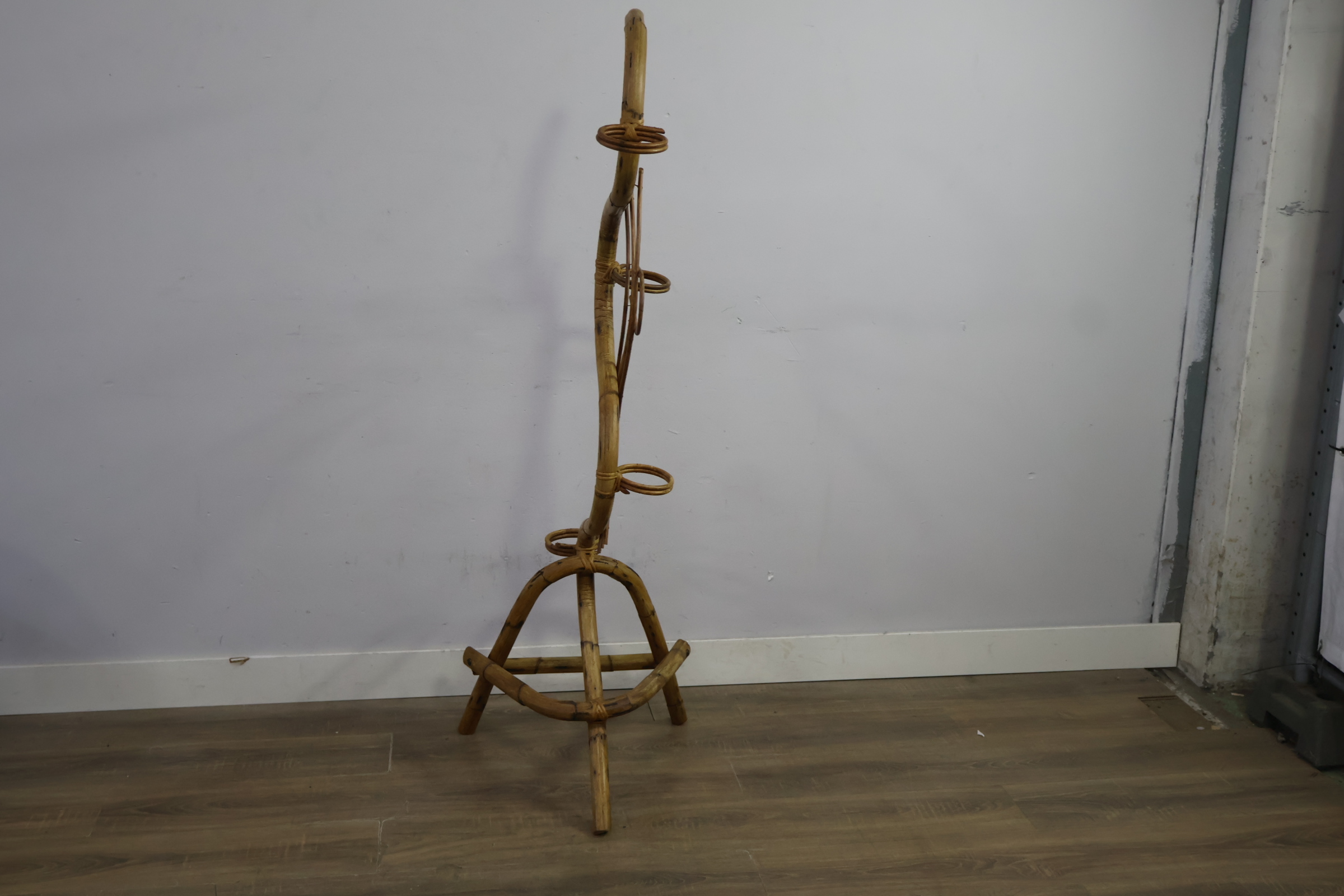Vintage Rotan Plantenstandaard - Jaren '60 – foto 9 – kavel bij GSD Auctions, Zoeterwoude