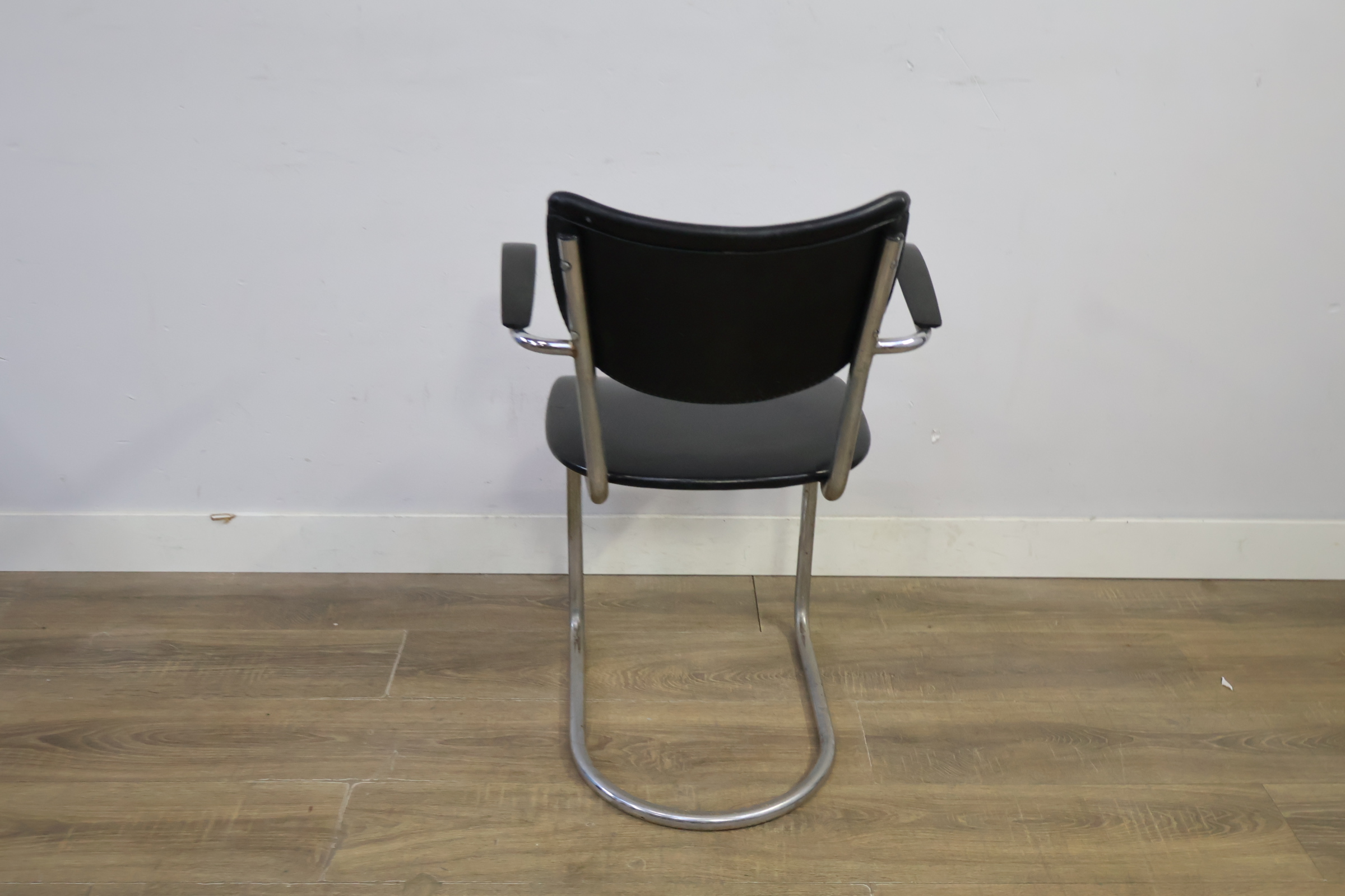 Vintage 'De Wit 3011' Buisframe Stoel met Skai - Jaren '50 – foto 6 – kavel bij GSD Auctions, Zoeterwoude