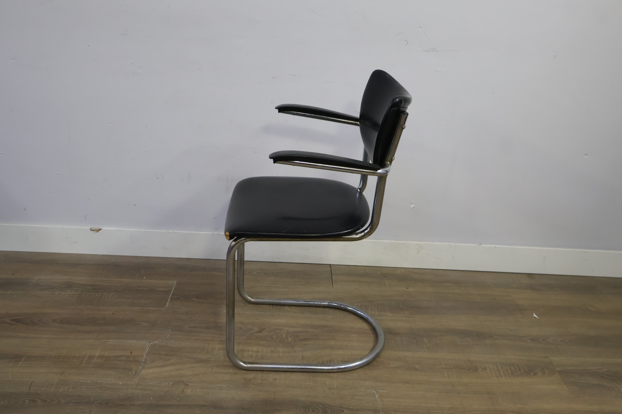Vintage 'De Wit 3011' Buisframe Stoel met Skai - Jaren '50 – foto 7 – kavel bij GSD Auctions, Zoeterwoude