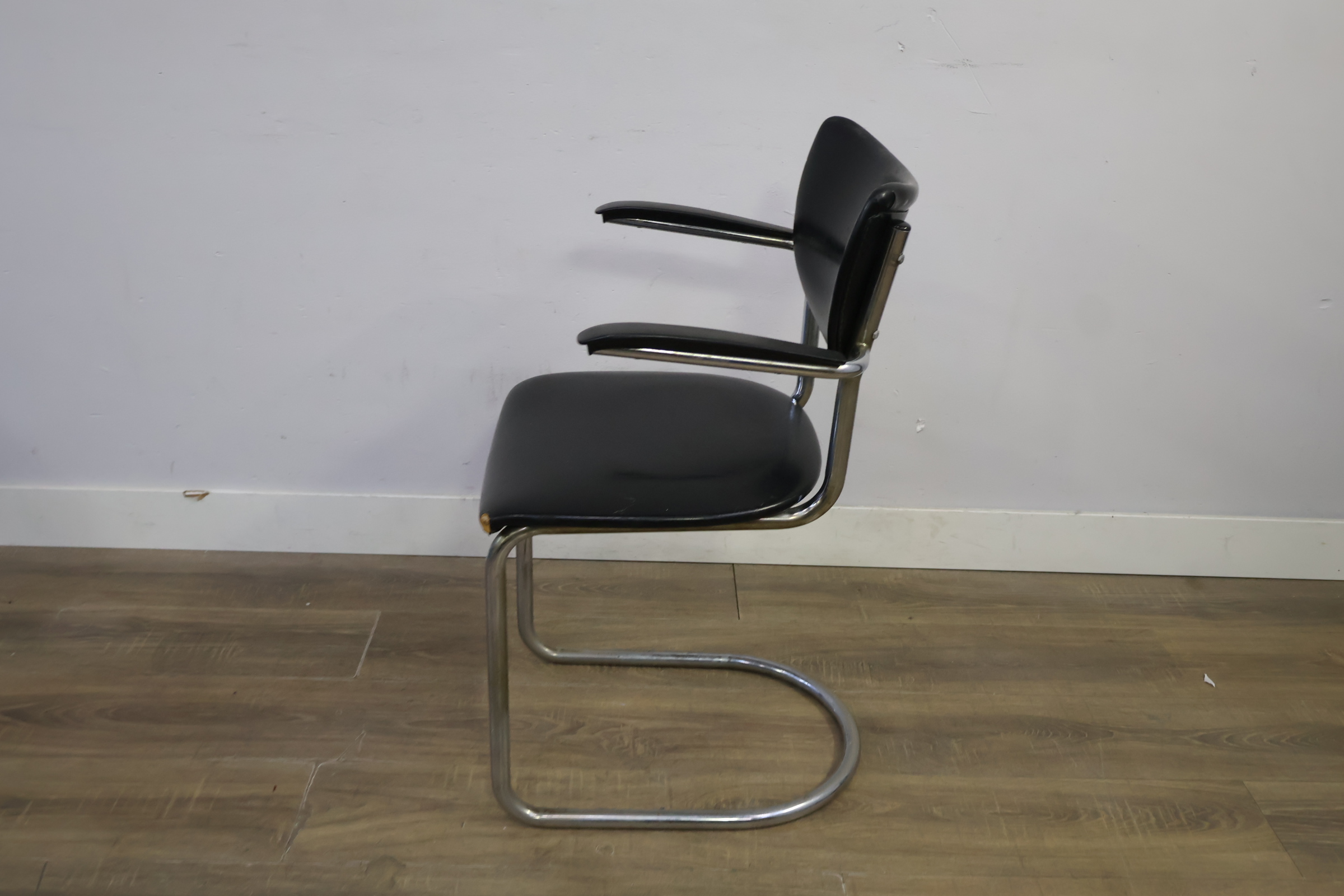 Vintage 'De Wit 3011' Buisframe Stoel met Skai - Jaren '50 – foto 8 – kavel bij GSD Auctions, Zoeterwoude